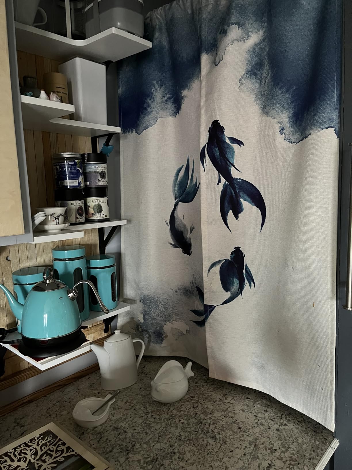 LIGICKY Chinese Ink Style Long Japanese Noren Doorway Curtain Linen Koi Fish Printed Asian Window Treatment Hanging Door Tapestry for Sushi Kitchen Home Decoration 33.5