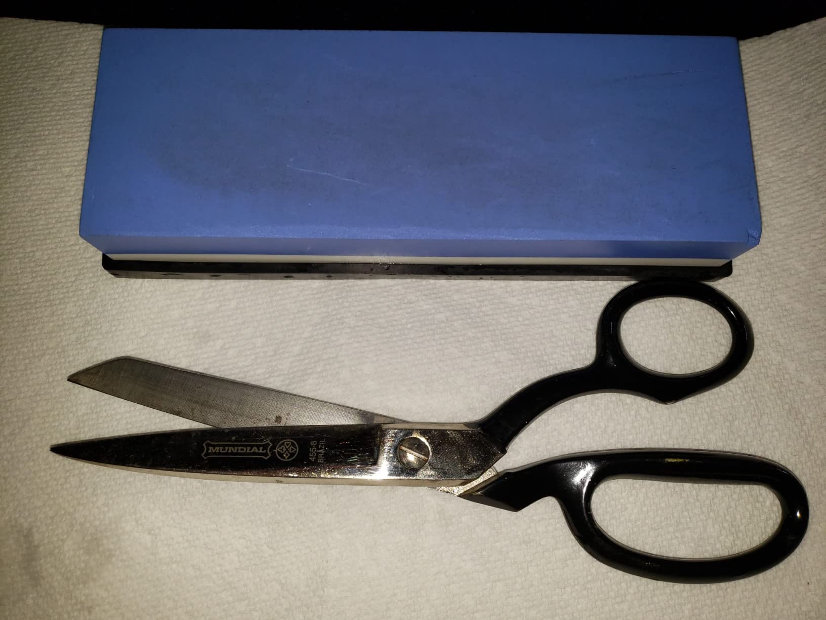 Whetstone Premium Water-stone Sharpener Kits - 1000/3000 Grit, Perfectional Knife Sharpener Wet stone Sets for Chef, Kitchen, Hunting Knife, Machete with Non-Slip Base customer photo 2