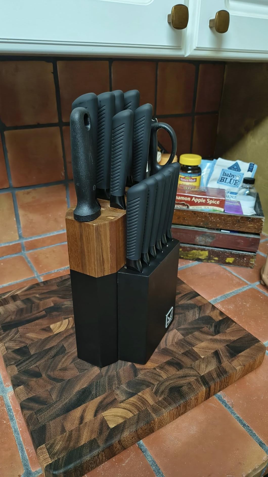 Kitchen Knife Set,15-Piece Knife Set With Block Wooden,Self Sharpening For Chef Knife Set,High Carbon Japan Stainless Steel Hammered Collection Knife Block Set with Steak Knives, Boxed Knife Set customer photo 1