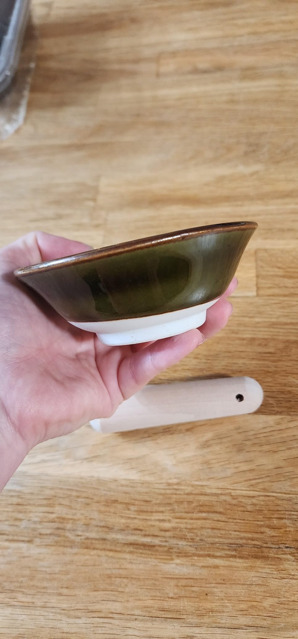 Asayasu Japan Ceramic Mortar Bowl 4.29in (109mm) with Wooden Pestle, Made in Japan Dishwasher and Microwave Safe Ripple Ridge Suribachi and Surikogi Set - Red Mortar and Pestle Set customer photo 1