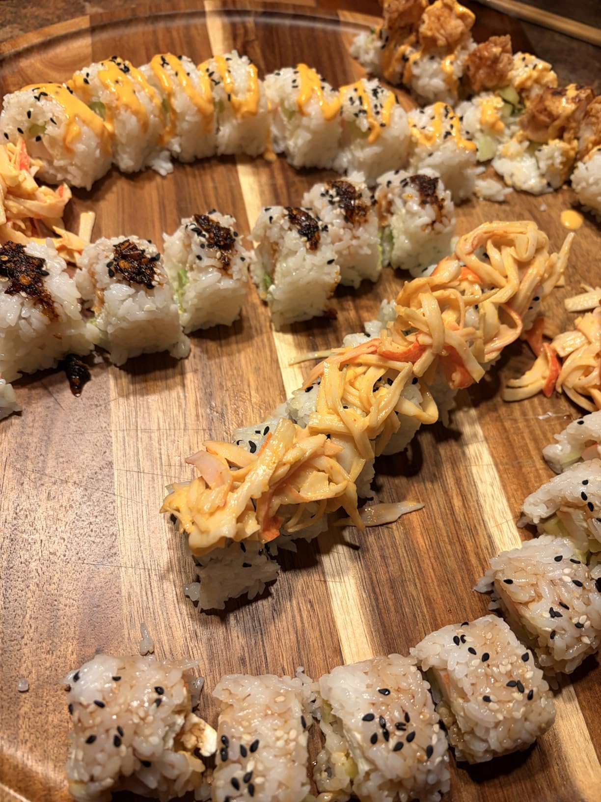 SmileTools Sushi Making Kit, 22 in 1 Sushi Roller Sushi Maker Kit with Bamboo Sushi Rolling Mats, Bazooka, Chef's Knife, Chopsticks, Sauce Dishes, Rice Spreader, Avocado Slicer, Guide Book customer photo 1