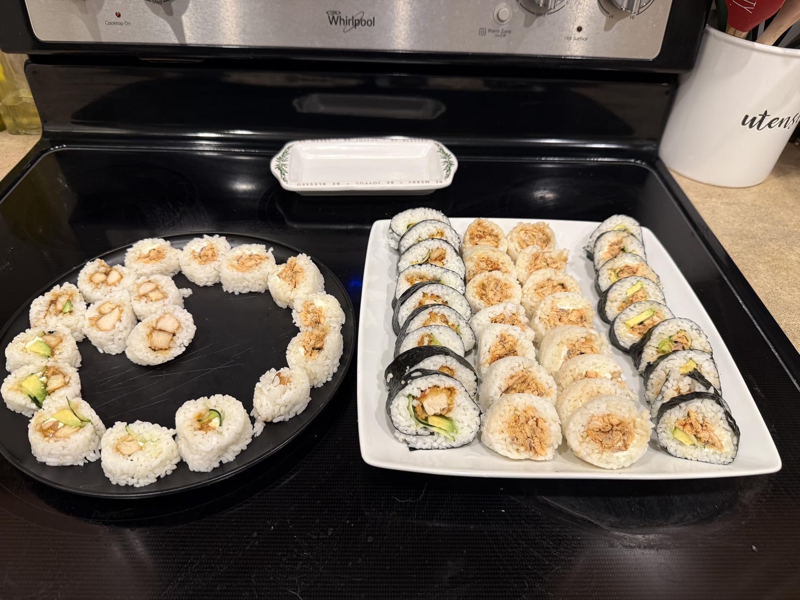 Luney Sushi Making Kit, All in One Sushi Roller Set Maker Kit with Bamboo Rolling Mat, Bazooka, Chopsticks Holders, Rice Paddle, Avocado Slicer for Beginners, Adults, Family, Friends, Home customer photo 1