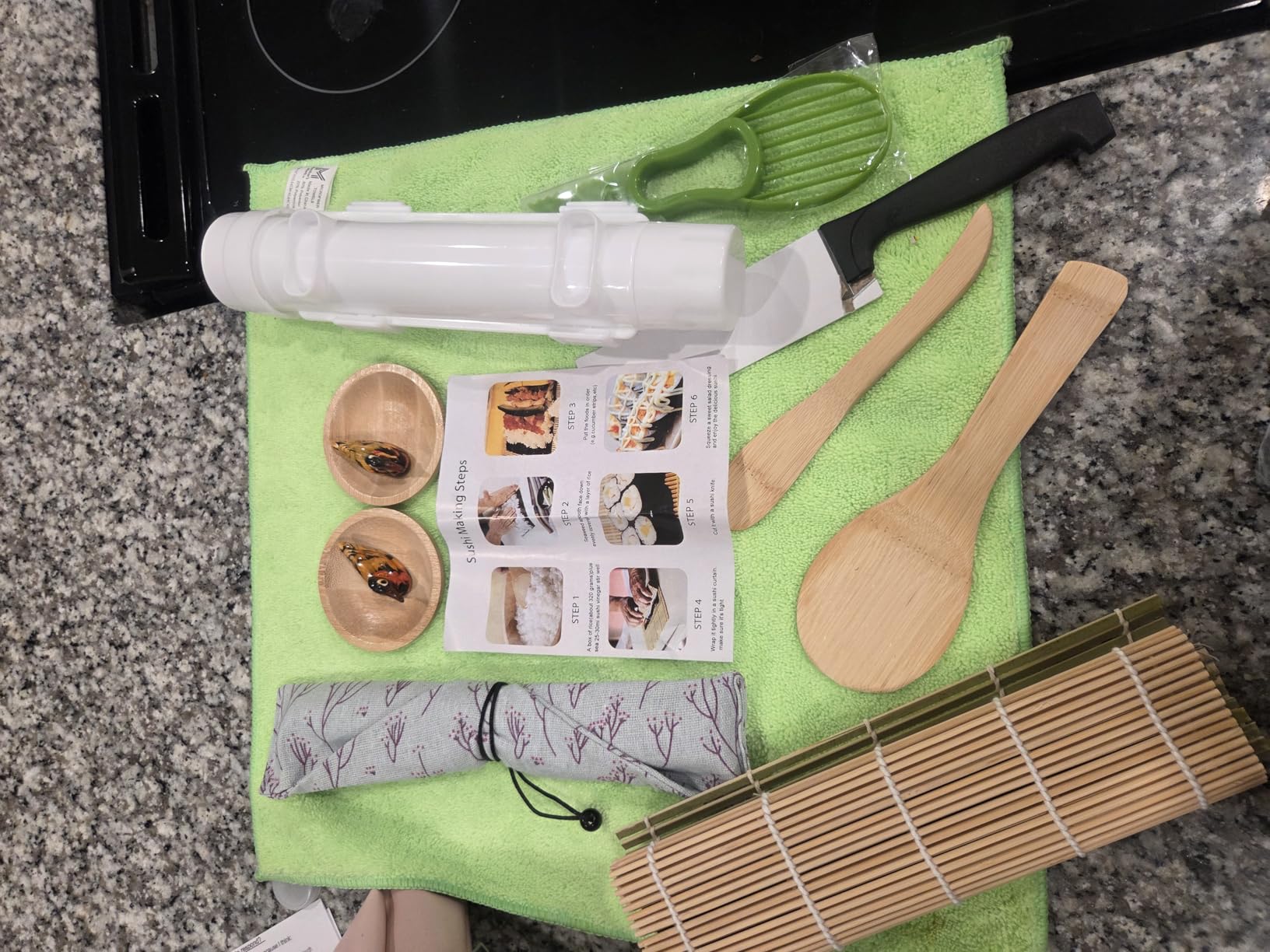 Luney Sushi Making Kit, All in One Sushi Roller Set Maker Kit with Bamboo Rolling Mat, Bazooka, Chopsticks Holders, Rice Paddle, Avocado Slicer for Beginners, Adults, Family, Friends, Home customer photo 2