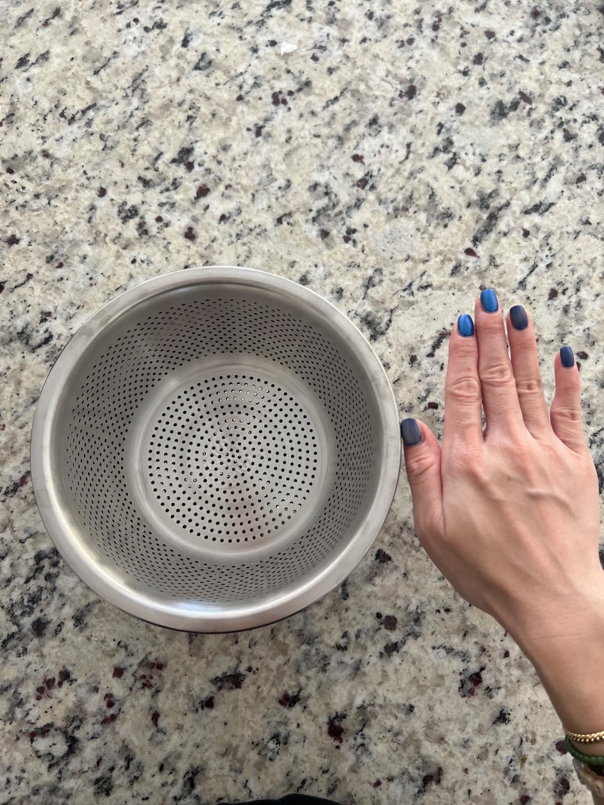 304 Stainless Steel Microporous Colander,2QT Large Capacity with Mixing Bowl For washing vegetables, fruit and rice and for draining cooked pasta(2PC) customer photo 2