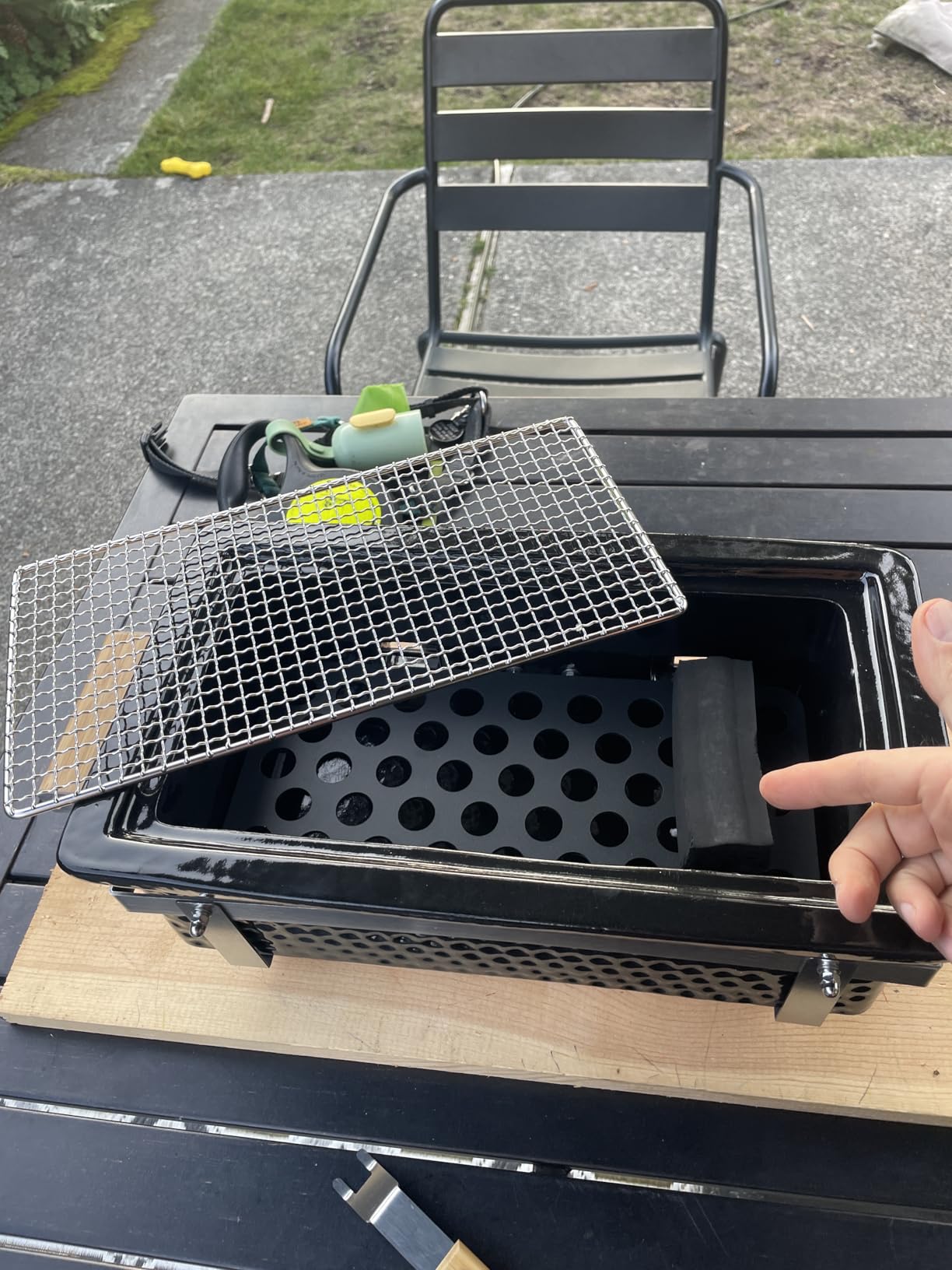 ONLYFIRE GRILLS Charcoal BBQ Hibachi Grill with Grid Lifter, Portable Yakitori Grill with Stainless Steel Grate, Barbecue Stove for Outdoor Camping Picnic Patio Backyard Cooking, GS306 customer photo 1