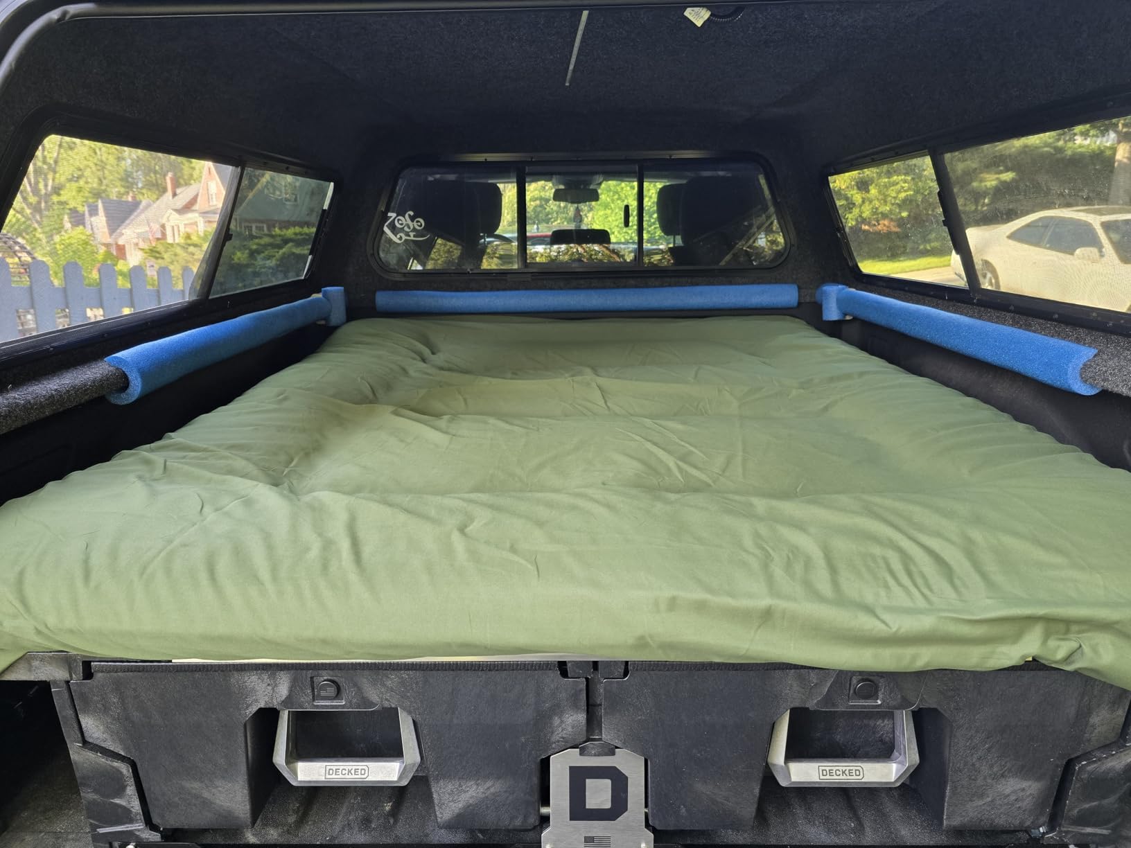 Zelladorra Japanese Floor Mattress, Futon Mattress with Portable Storage Bag and Washable Cover, Roll Up Thick Tatami Mat Suitable for Camping, Guest Room, Green, Twin customer photo 1