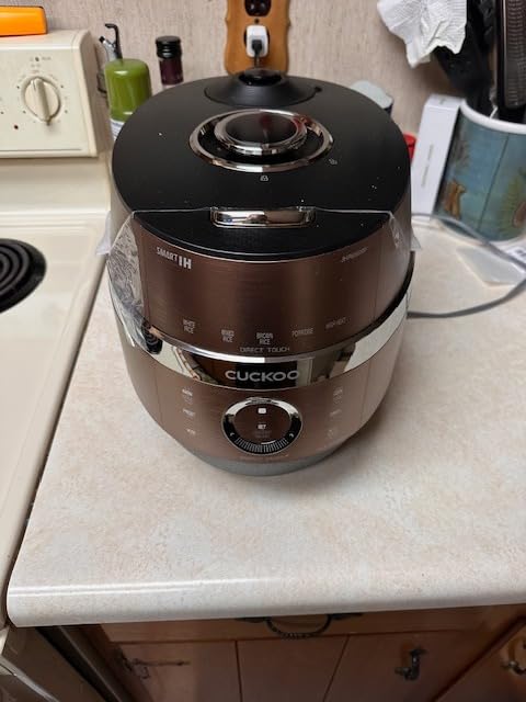 CUCKOO High Pressure Rice Cooker 6-Cup Uncooked / 12-Cup Cooked with Induction Heating Technology, Versatile Rice Maker with 16 Menu Options and Steam Plate, Voice Guide, Copper (CRP-JHR0609F) customer photo 2