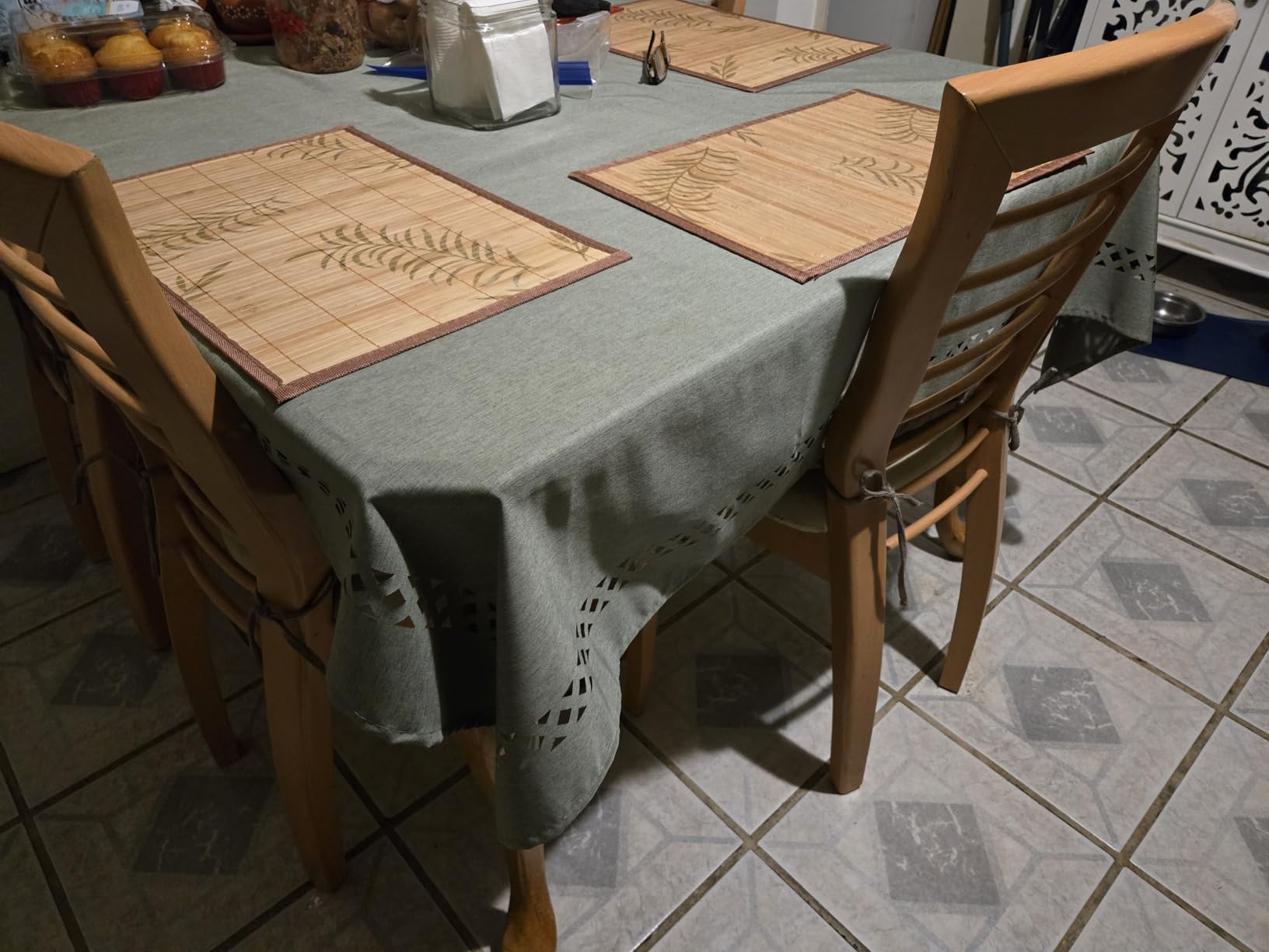 LOVECASA Placemats Set of 6, Bamboo Table Mats Set with Leaf Pattern, 18'' x 12'' Woven Placemat, Washable Heat-Resistant Place Mats for Kitchen, Brown Leaf customer photo 1