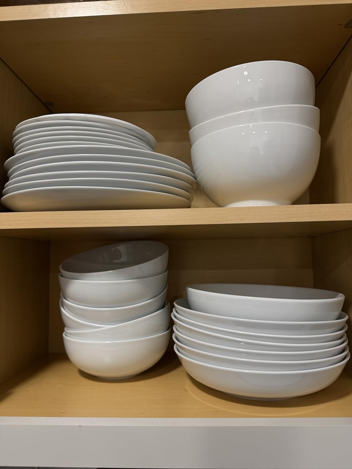 24-Piece Gourmet Porcelain Dinnerware Sets, Modern White Round Dish Set for 6 - Premium Serving Plates and Bowls Sets for Dessert, Salad, Soup, Pasta - Series AMELIA customer photo 1