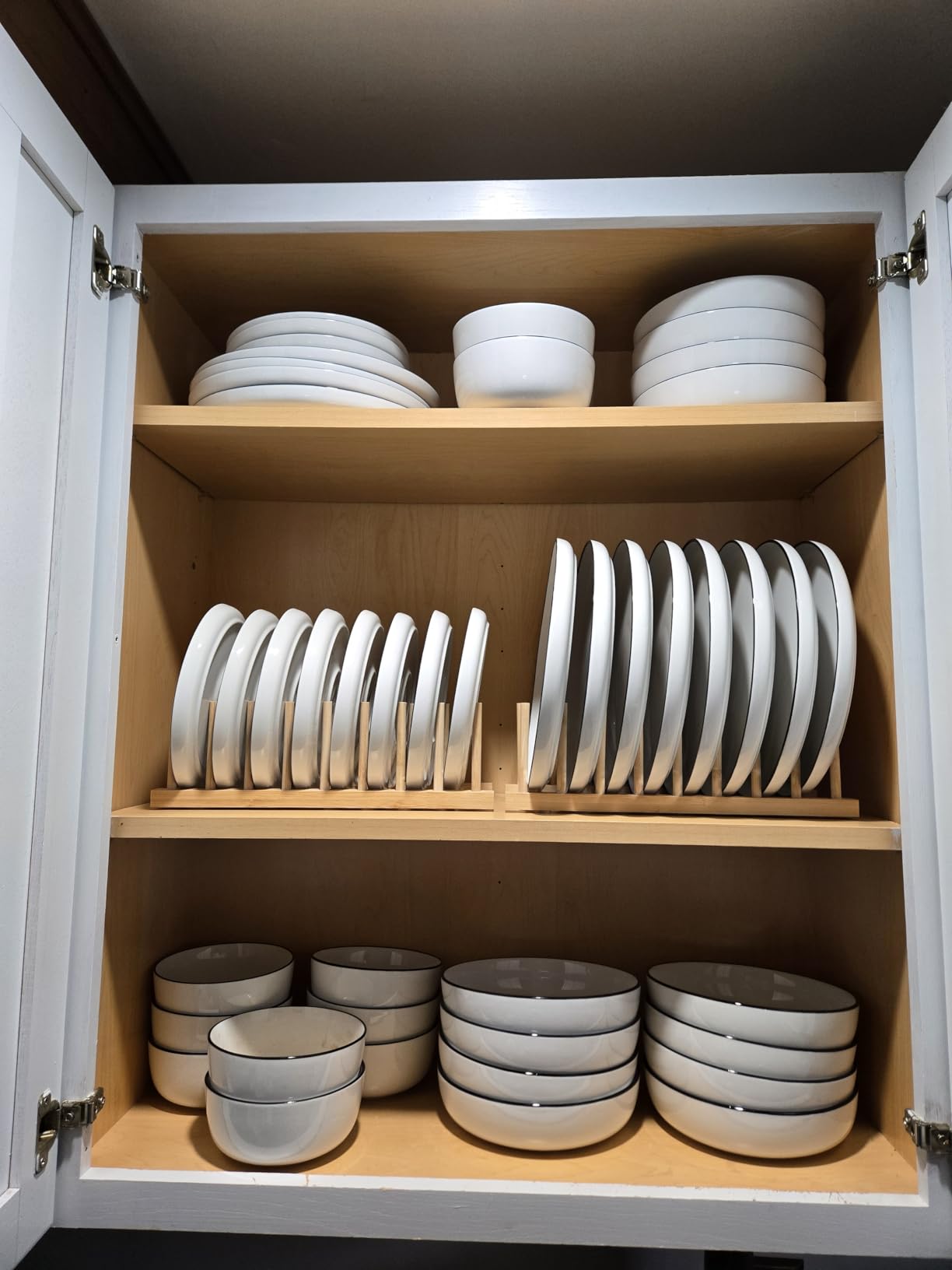 Gibson Home Oslo 16-Piece Porcelain Dinnerware Set, Service for 4 - White Plates with Black Rim, Microwave & Dishwasher Safe customer photo 2