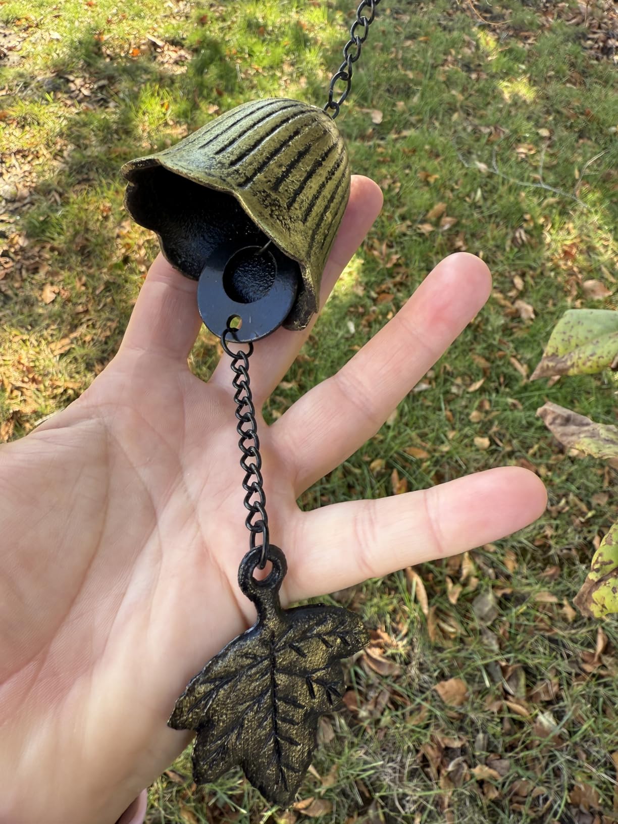 Japanese Traditional Lucky Small Wind Chimes for Outside, Iwachu Cast Iron Bless Temple Wind Bell Memorial and Sympathy Leaf Wind Chimes Outdoor or Indoor for Good Luck Garden, Patio, Balcony customer photo 2