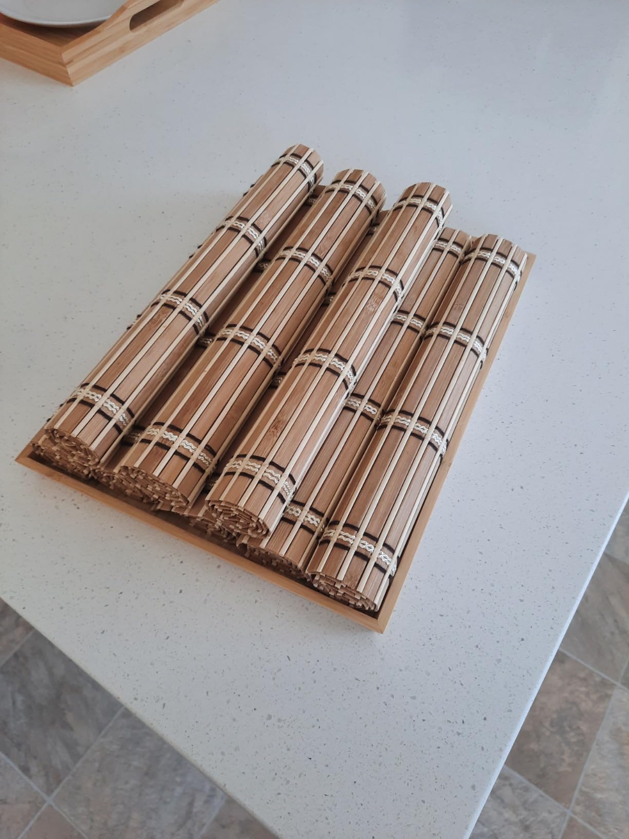 Coloch 8 Pack Natural Bamboo Placemats, Rustic Anti-Slip and Heat-Resistant Table Mat for Kitchen, Dinning Room, Table Protection customer photo 1
