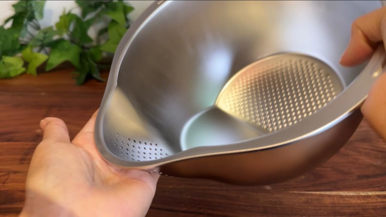Rice Washer Strainer Bowl - 4-in-1 Washing Bowl for Quinoa, Stainless Steel Rinser With Side Drainers Small Colander for Cleaning Fruits, Vegetables, and Beans - Versatile Kitchen Tool customer photo 1