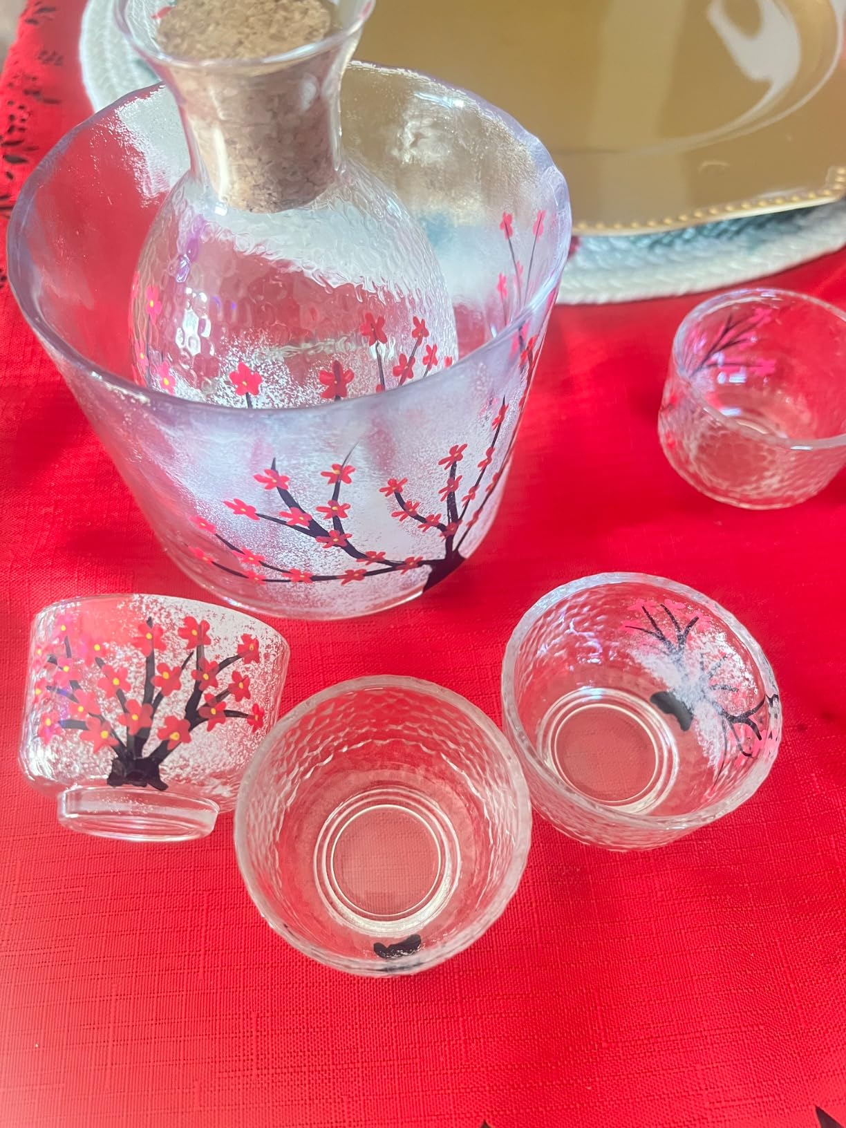 Irenare 6 Pcs Japanese Sake Set for 4, Pink Cherry Blossoms Sake Bottle Cups Set Including 1 Bottle 1 Tank and 4 Cups for Cold Hot Warm Carafe Japanese Christmas Gifts customer photo 1