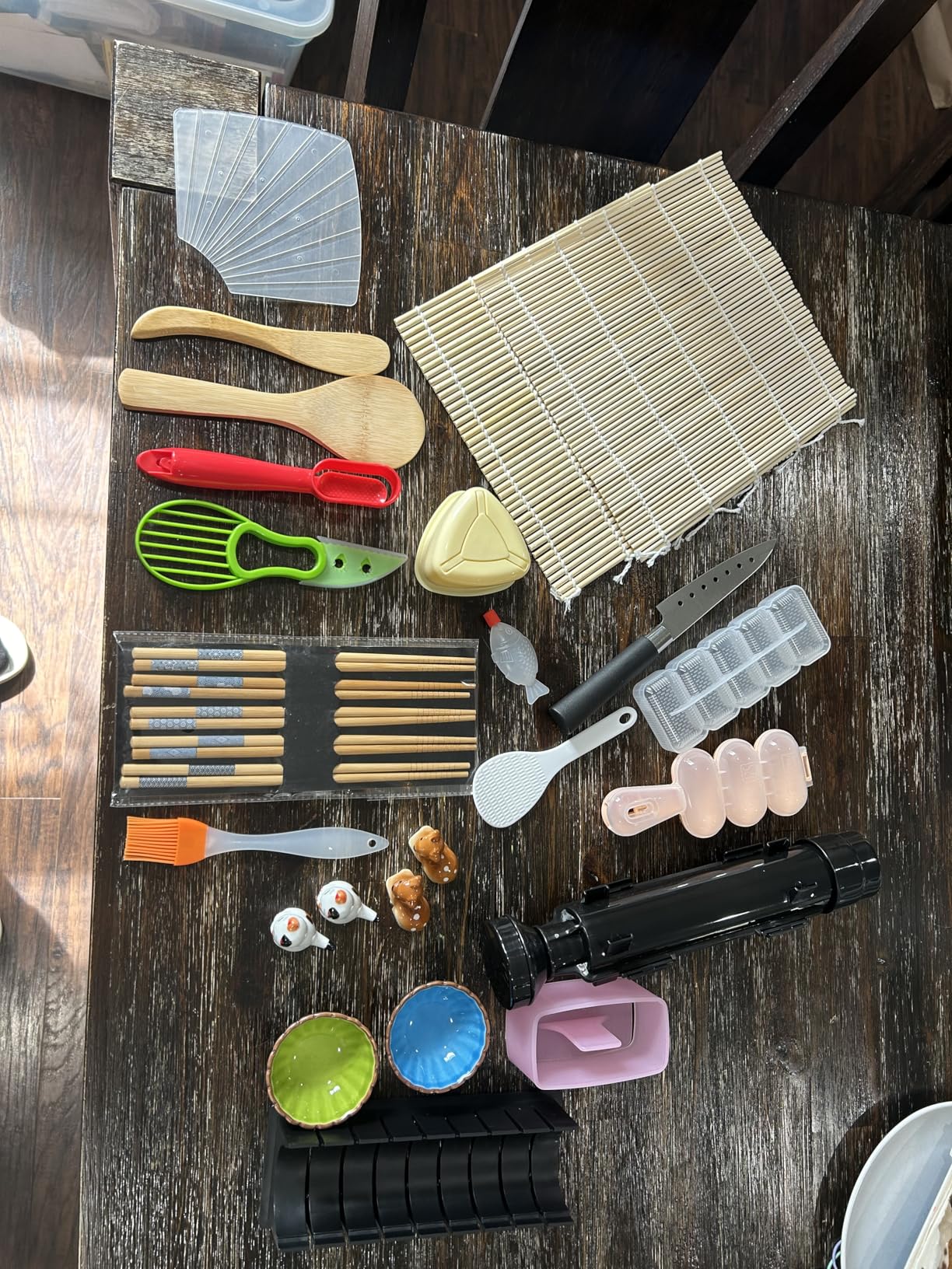 FUNGYAND Sushi Making Kit, 27-in-1 Professional Maker Set with Bazooka Roller, Nigiri & Musubi Presses, Bamboo Mats, Knife, Chopsticks, Ceramic Dishes - Ideal for Beginners customer photo 1