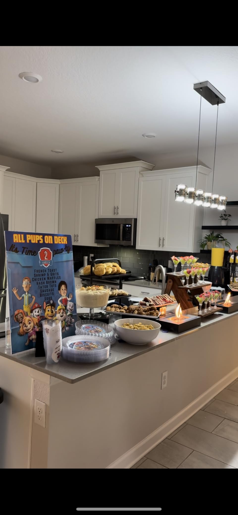 Moretoes 5pcs Melamine White Serving Trays for Party, Reusable Serving Dishes,14.5 x 6,Unbreakable Rectangle Plates, for Cookie, Appetizer, Charcuterie, Snack, Dessert, Food Display customer photo 2