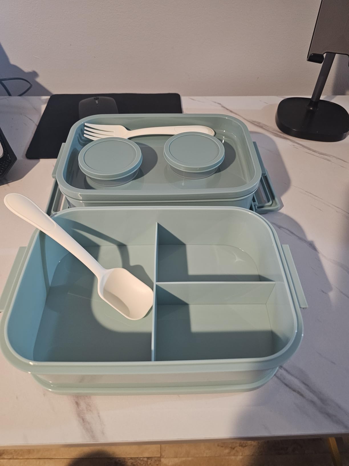 DaCool Lunch Box Adults Bento Box 74 OZ All-in-One Stackable Lunch Box Containers for Adult Large Bento Box with Fork Spoon Sauce Boxes, Leakproof Lunchbox for Work School Dining Out, Morandi-Green customer photo 1