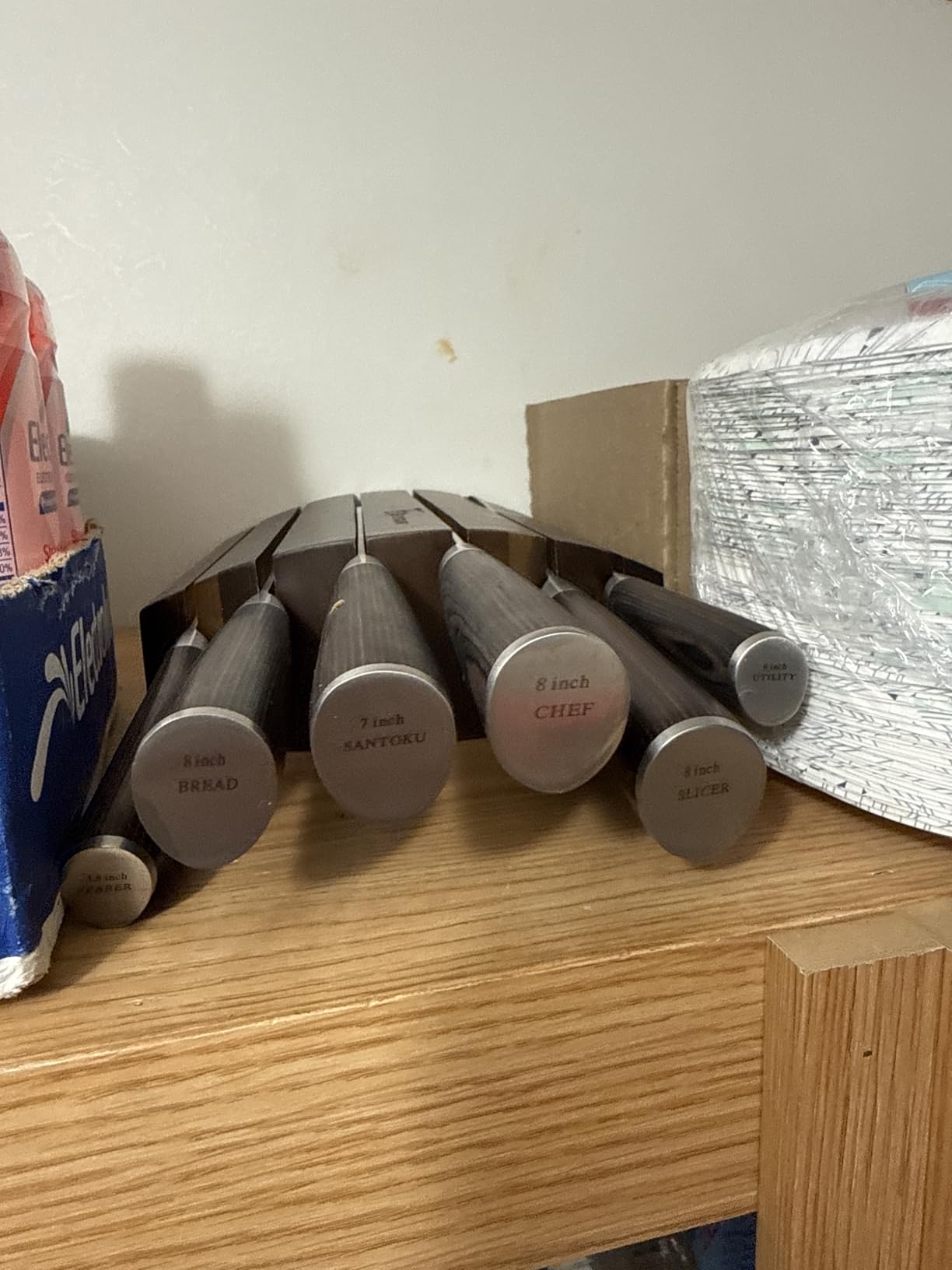 SYOKAMI Knife Set 7 Piece Japanese Style Kitchen Knife Set With Foldable Magnetic Acacia Wood Block Sharp High Carbon Stainless Steel Knives Set for Kitchen with Anti-slip Handle, Gift for Mom customer photo 1