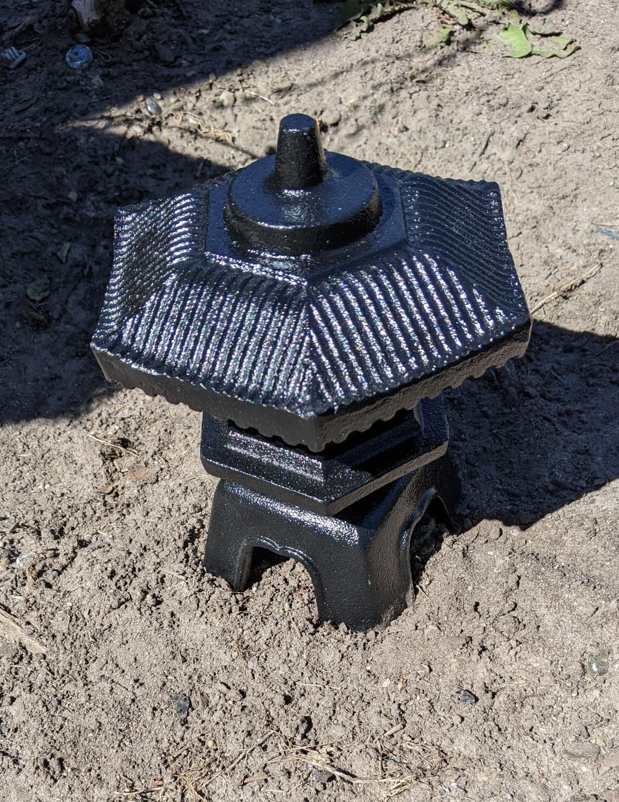 Sungmor Cast Iron Candle Lantern - Japanese Pagoda, Vintage Indoor/Outdoor Zen Garden Decorative Lantern, Heavy Duty Tealight Candle Holder Stand, Rustic Home Decor Patio Yard Art Ornament customer photo 2
