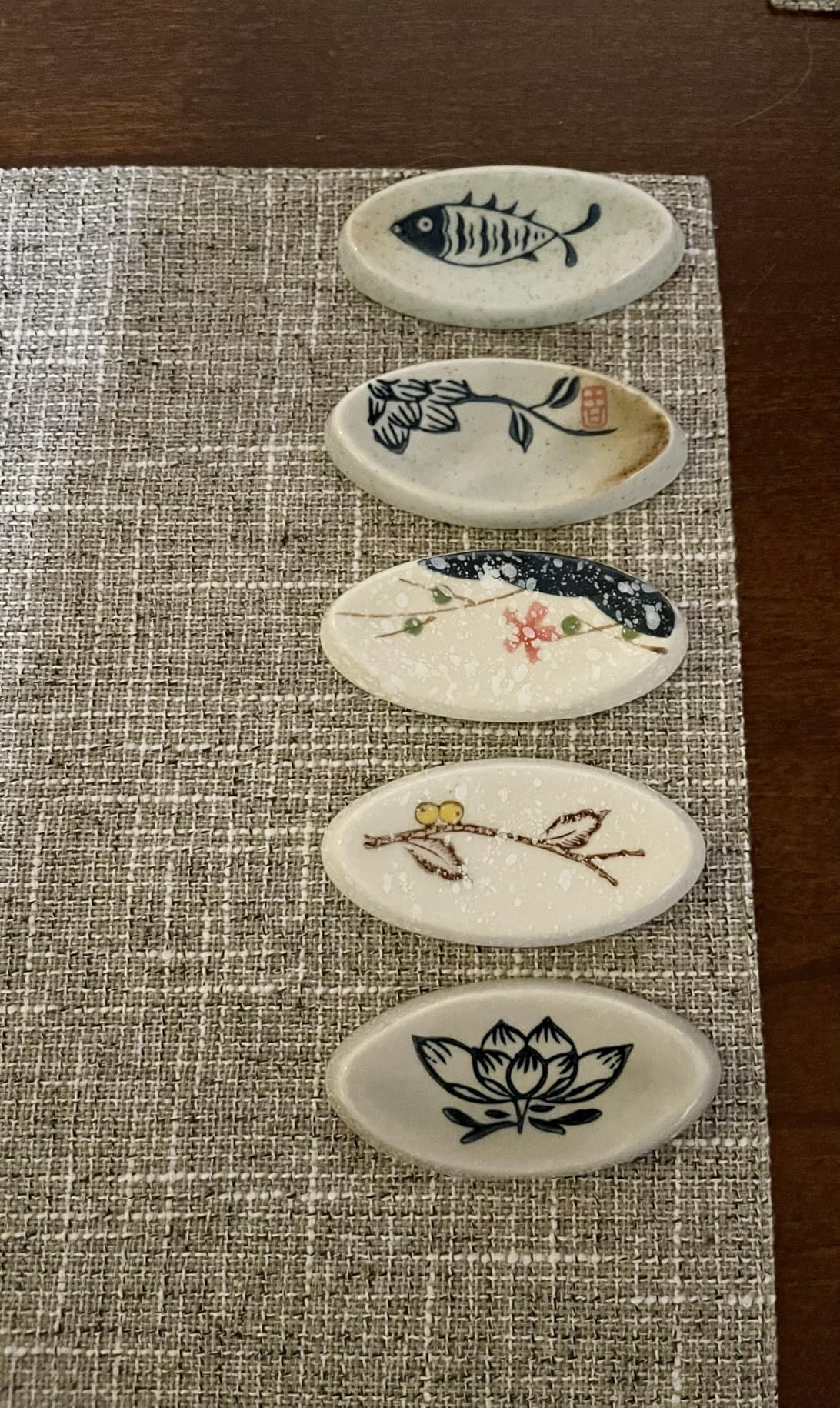 8Pcs Japanese Style Chopstick Rest Ceramic Chopstick Holder for Dinner Spoons Forks Paint Brushes Table Decoration customer photo 1