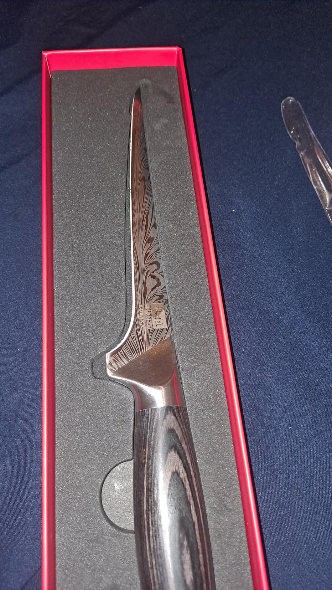 SHAN ZU Chef Knife in Powder Steel, Japanese Kitchen Knife 8 Inch, Ultra Sharp Chef's Knives, High Carbon Japanese Knives with Ergonomic Pakkawood Handle Professional Utility Knives for Meat Vegetable customer photo 2