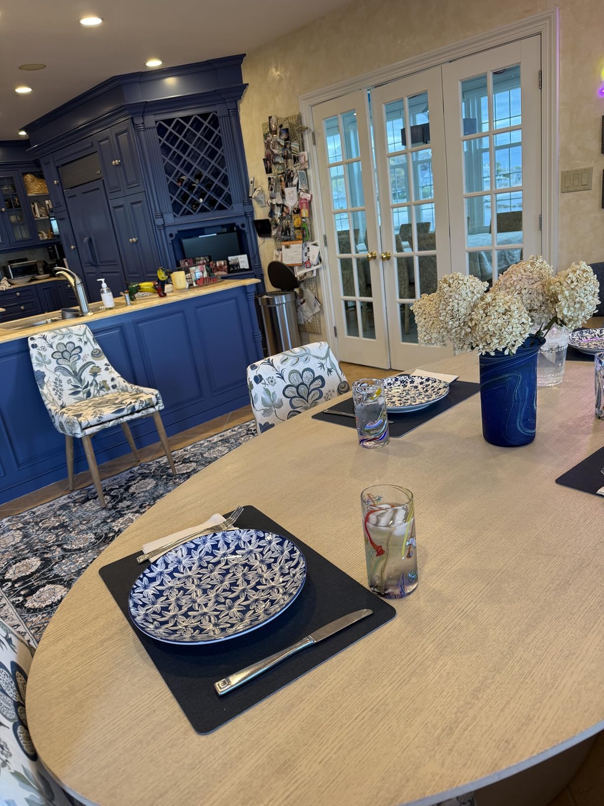 vancasso Ceramic Salad Plates Set of 6, Small Vintage 8.25 Inch Plate Set of 6 for Kitchen, Porcelain Blue and White Dessert Plates for Kitchen, Microwave Oven Dishwasher Safe, Vintage Gift customer photo 1