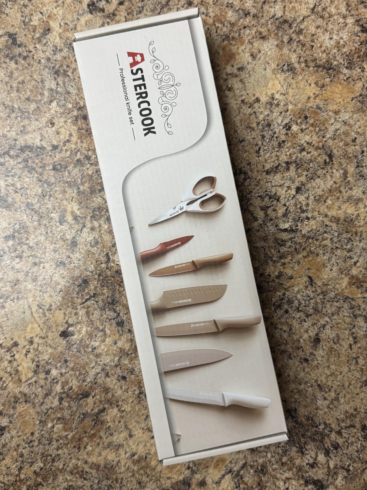 Astercook Knife Set, 13 Pieces Kitchen Knives Set with Healthy Anti-Rust Coating, Dishwasher Safe, Stainless Steel Chef Knife Sets with 6 Blade Guards, Perfect Holiday Gifts for Kitchen customer photo 2