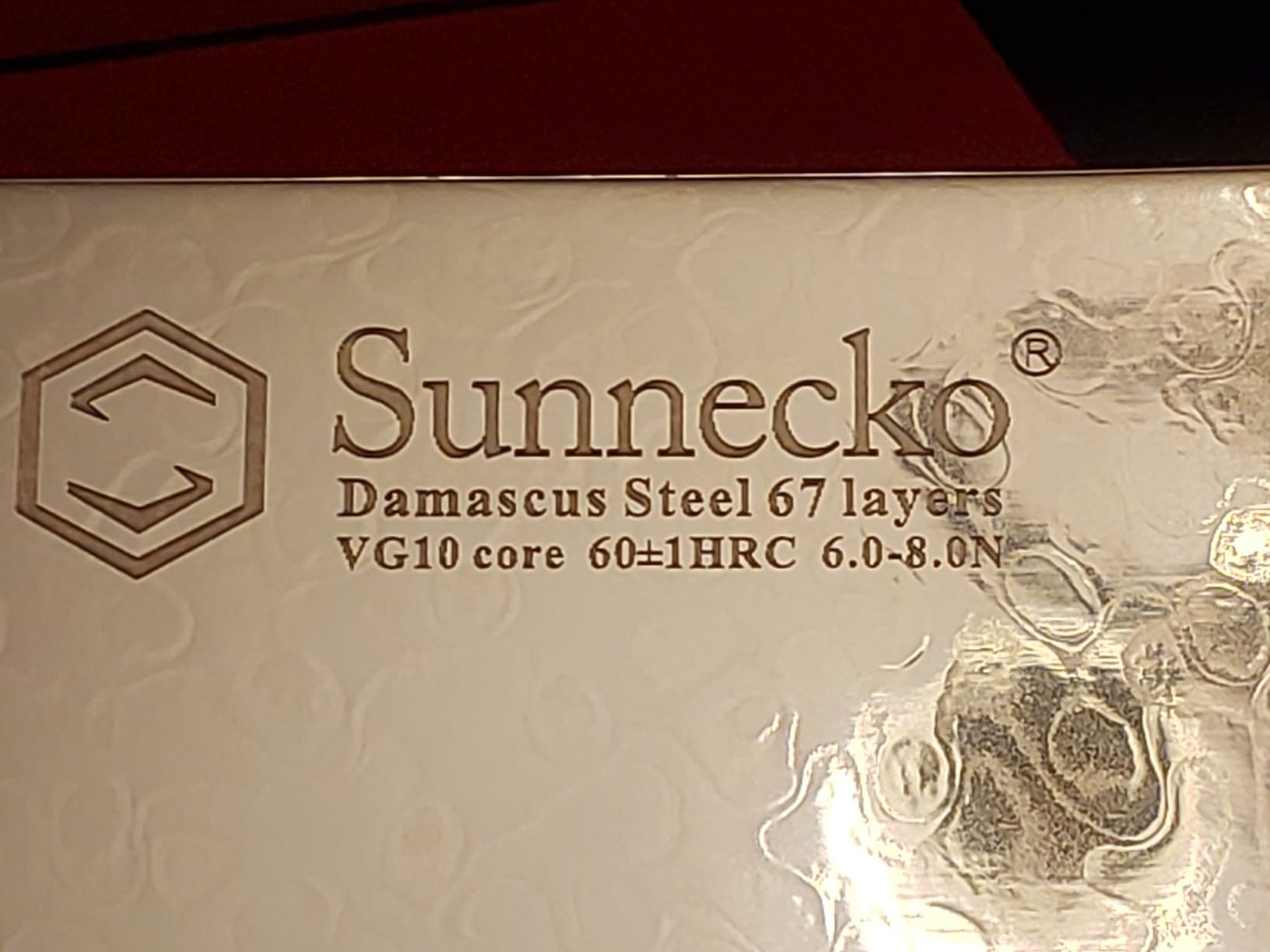 Sunnecko 8 Inch Japanese Damascus Chef Knife - Professional VG10 Super Steel Kitchen Gyuto, Ultra Sharp Meat Vegetable Slicing Cuchillo, Full Tang Ergonomic Handle, Premium Mom Gift Box for Cooking customer photo 2