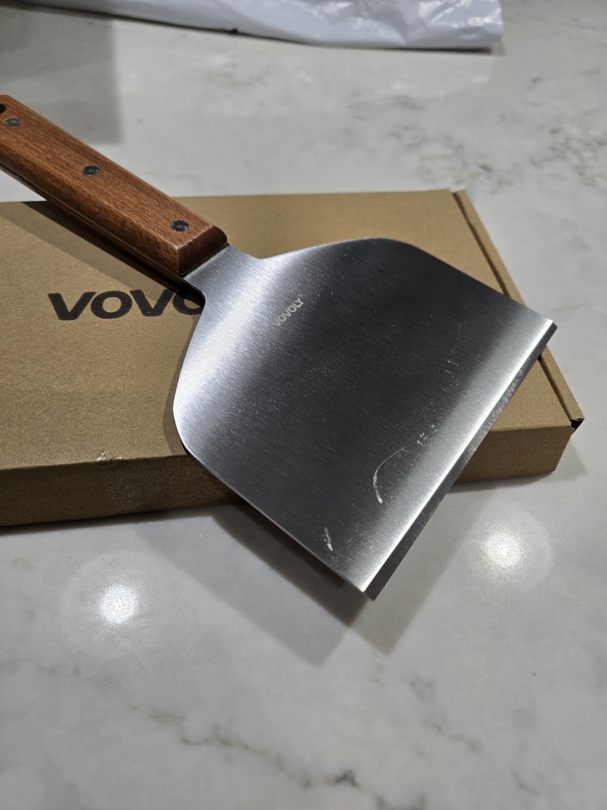 Vovoly Extra Wide Griddle Scraper, 5.5''x5.5'' Smashed Burger Scraper Grill Scraper Spatula Burger Turner - Full Tang Wooden Handle Professional Grade Grill Accessories customer photo 2