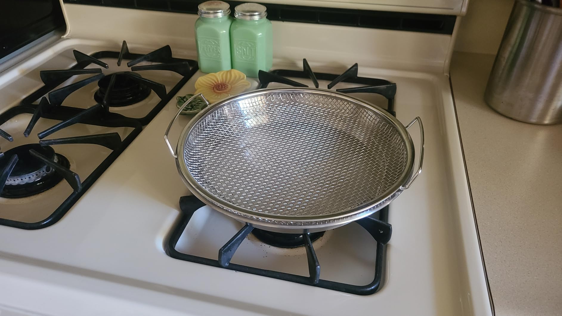 Oil Filter Tray, Stainless Steel Mesh Drain Basket Colanders Air Fryer Accessories for Fried Food Draining Rack Barbecue Grill Tray Net Draining Pan Strainer for Vegetable Dessert (9.5 Inch) customer photo 2
