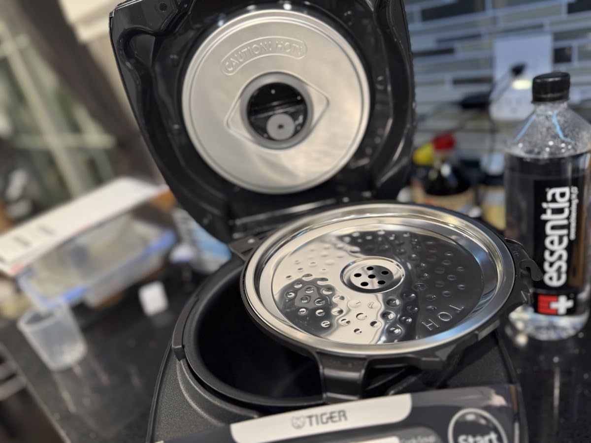 Tiger JPW-H10U Induction Heating Rice Cooker and Warmer with 14 Menu Presets and LCD Display (5.5-Cup, Mauve Black) customer photo 1