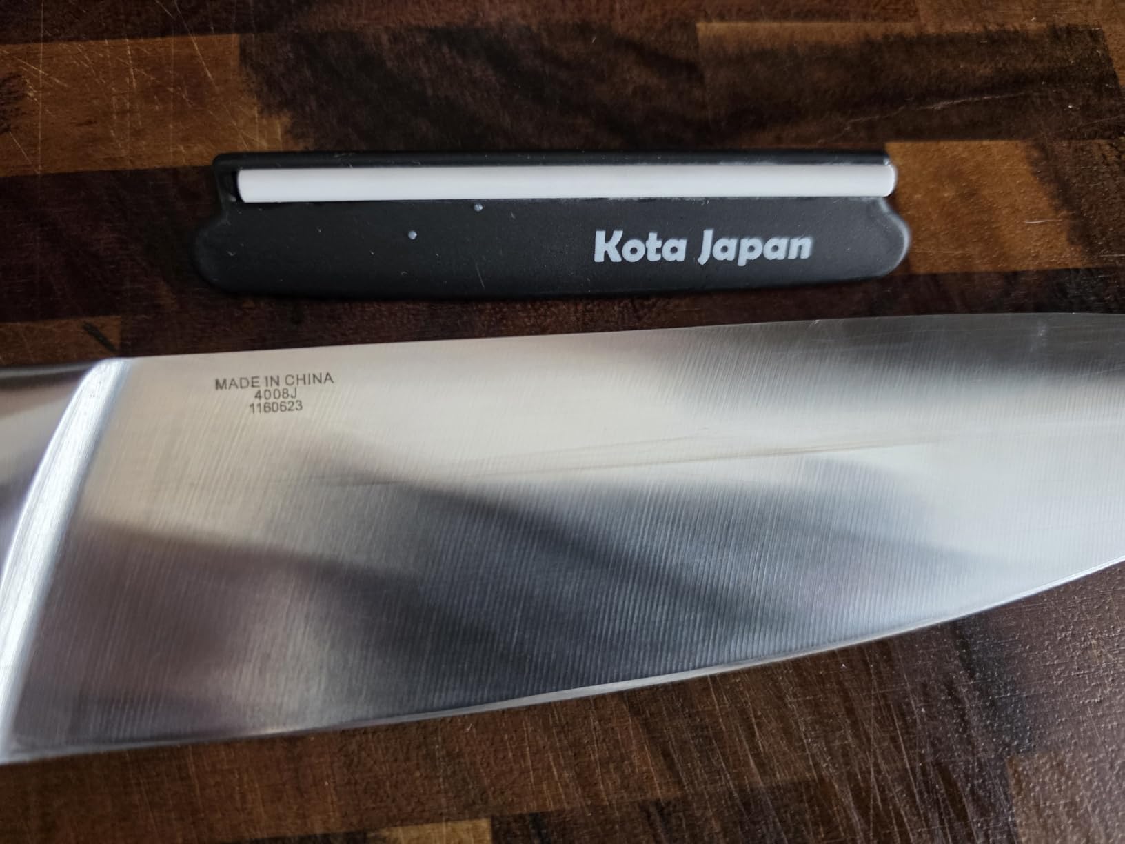 Kota Japan Fixed Angle, Accurate Whetstone Sharpener Blade Guide. Enjoy, Smooth, Effortless Sharpening Results! Utmost Safety! customer photo 1