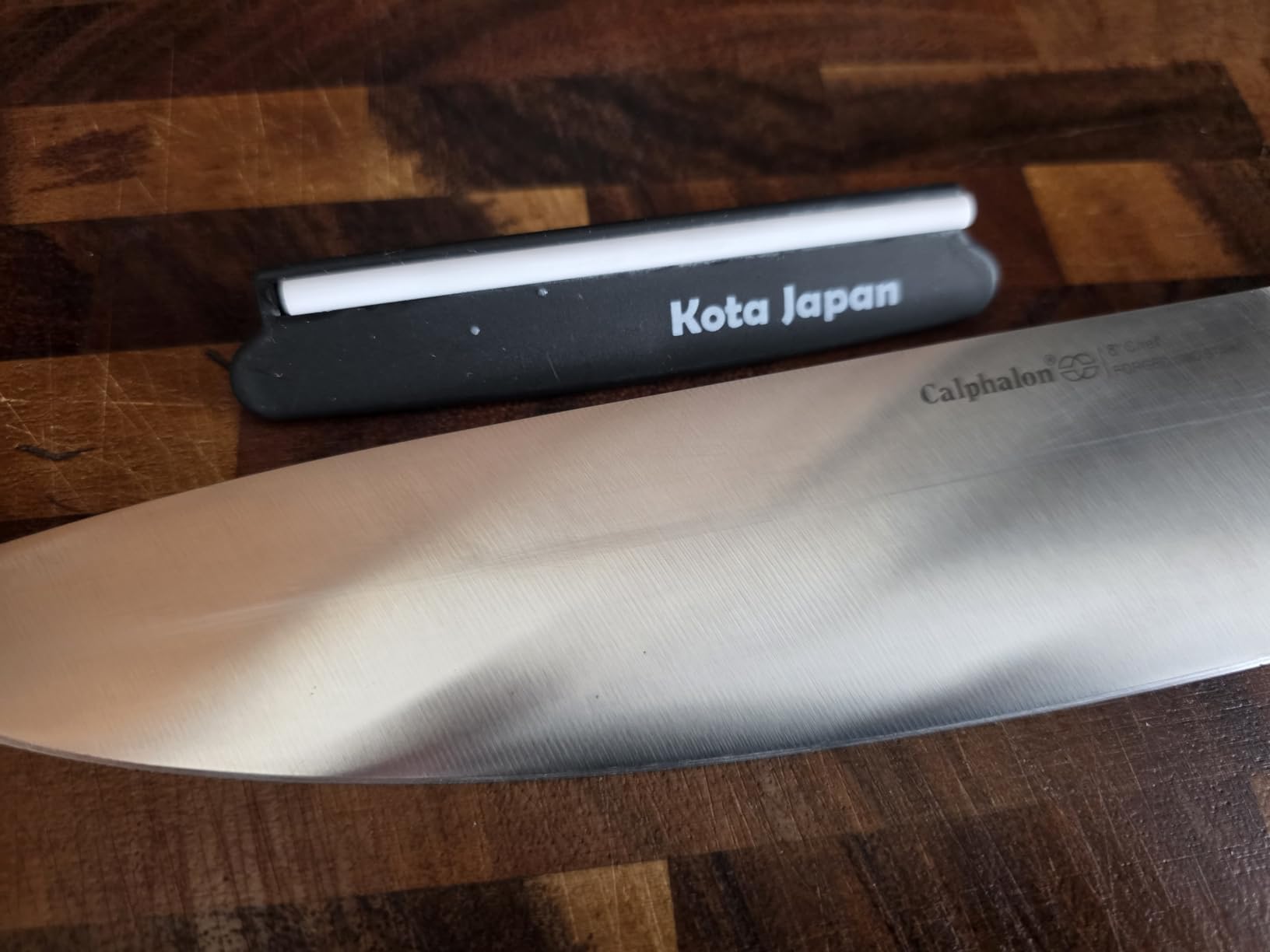 Kota Japan Fixed Angle, Accurate Whetstone Sharpener Blade Guide. Enjoy, Smooth, Effortless Sharpening Results! Utmost Safety! customer photo 2