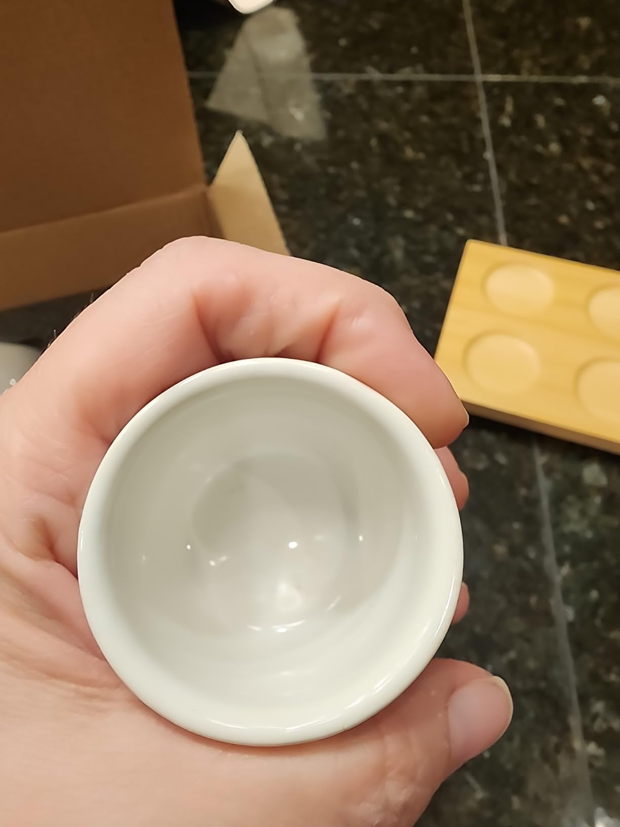 Ceramic Sake Set 5pcs Japanese Traditional Sake Set with 1 Sake Pot 4 Sake Cups Japanese Saki Cup Tokkuri Bottle Ochoko Carafe Soju Home Decoration Gift with Serving Bamboo Tray Wavy Pattern customer photo 2