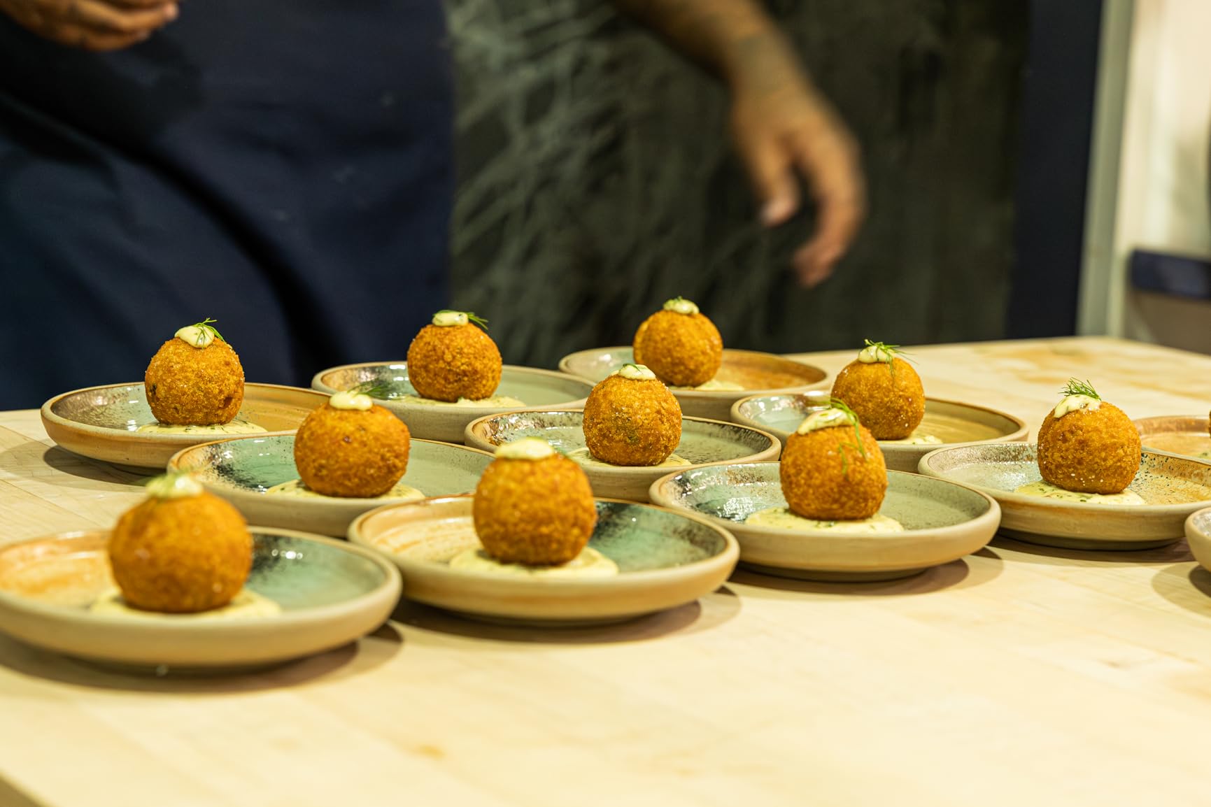 UNICASA Appetizer Plates,Dessert Plates Ceramic,5 inch Dipping Dish,Set of 4,Japanese Small Plate customer photo 1