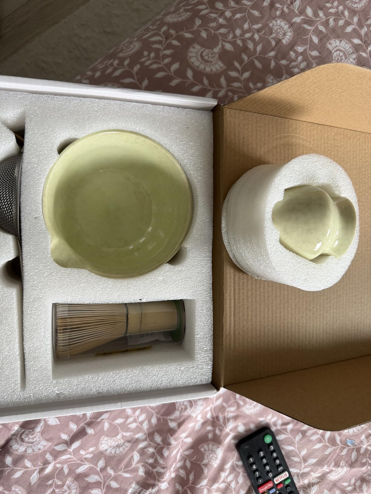 Matcha Whisk Set, Matcha Set Includes Ceramic Matcha Bowl, Bamboo Whisk, Scoop, Chasen Holder, Sifter, 5 Pcs Perfect Matcha Kit for Matcha Lover (Mottled Green) customer photo 2