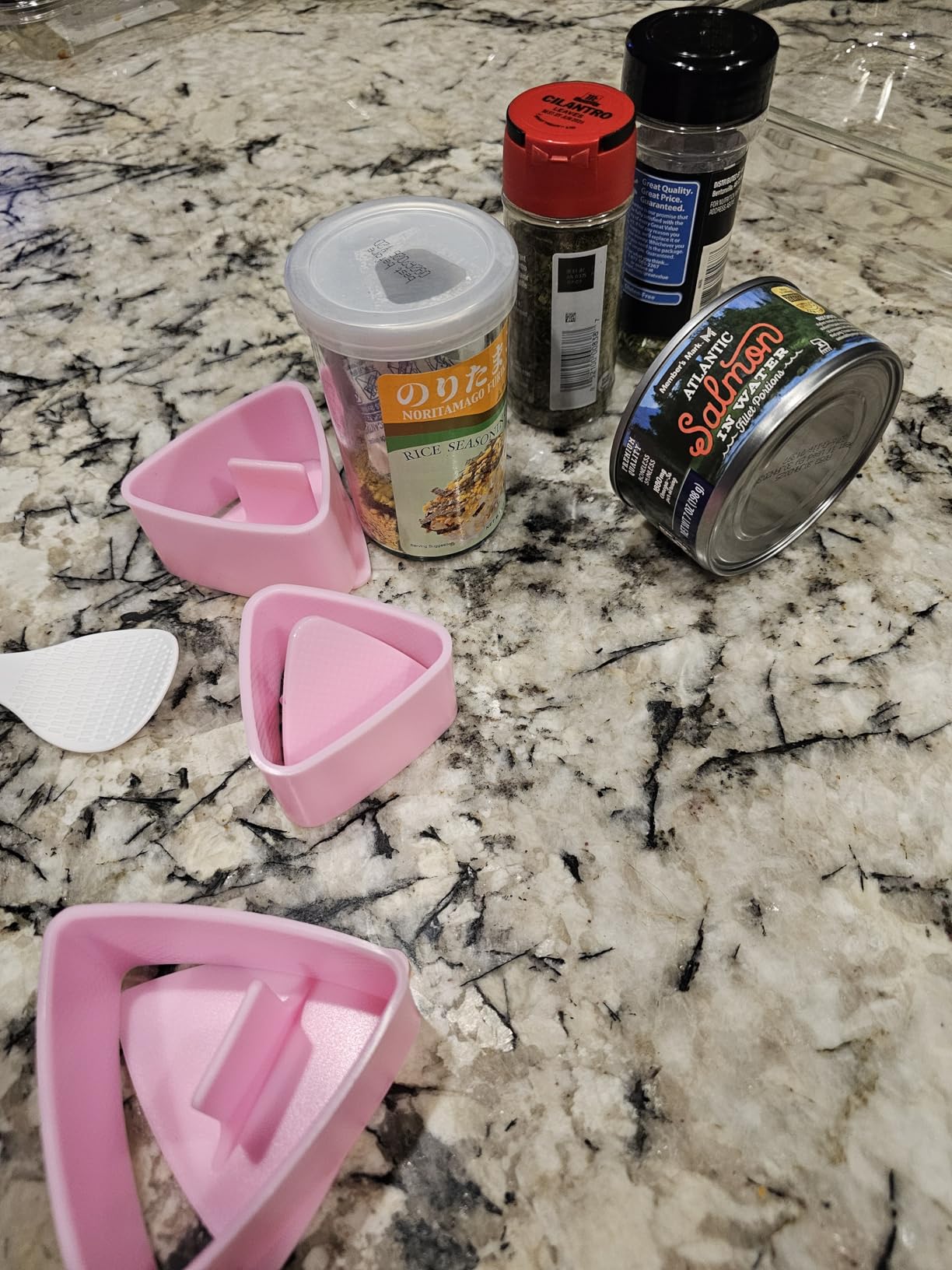 Onigiri Mold Triangle Set, 3 Pack Rice Ball Mold Sushi Maker (Large, Medium, Small), DIY Sushi Making Kit, Easy to Use (Beige) customer photo 1