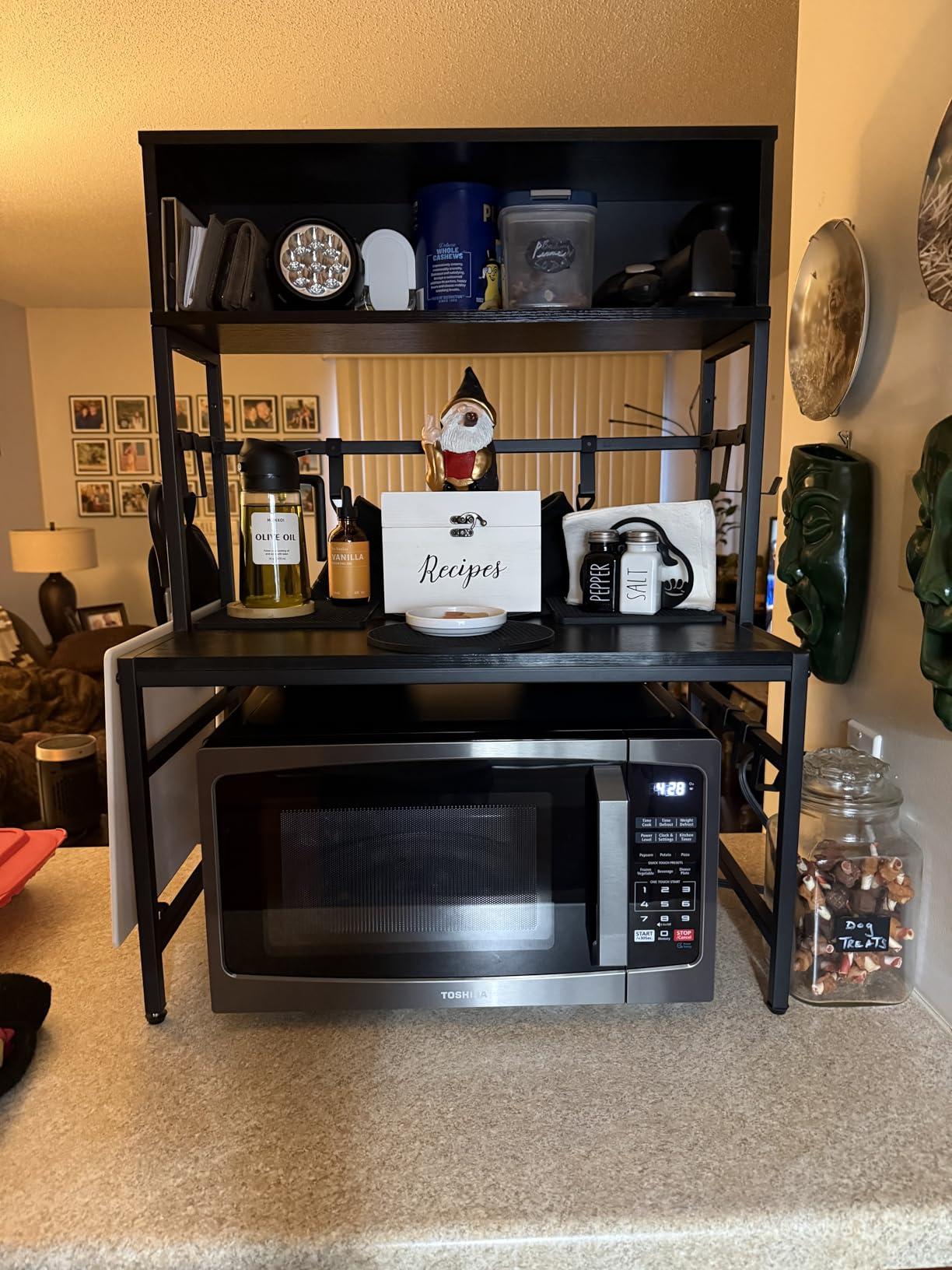 Toshiba ML-EM09PA(BS) Small Microwave Oven with 6 Auto Menus, Mute Function, LED Lighting Countertop Microwave Perfect for Kitchen, 0.9 Cu Ft, 10.6 Inch Removable Turntable, 900W Black Stainless Steel customer photo 2