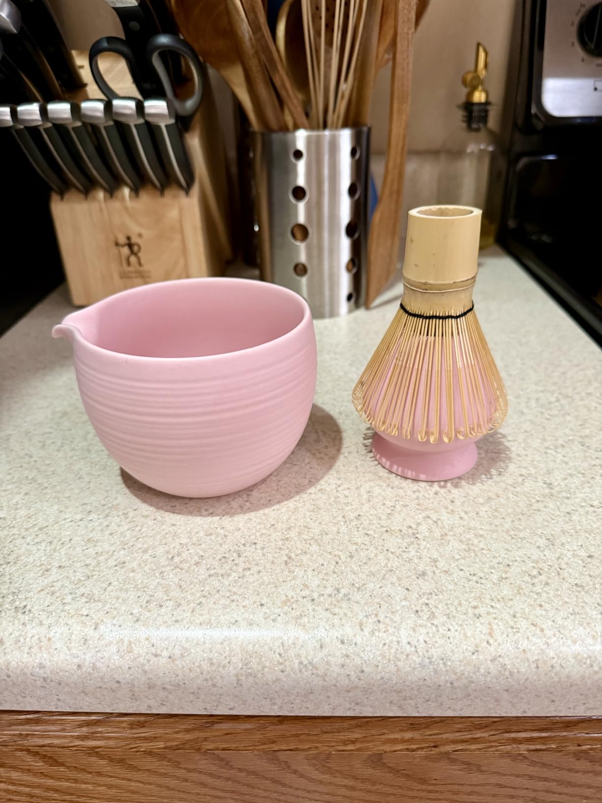 Matcha Whisk Set, Ceramic Matcha Bowl & Whisk Holder, Bamboo Accessory, Modern Design (Matte Crème, Pouring Spout) (Matte Crème) customer photo 2