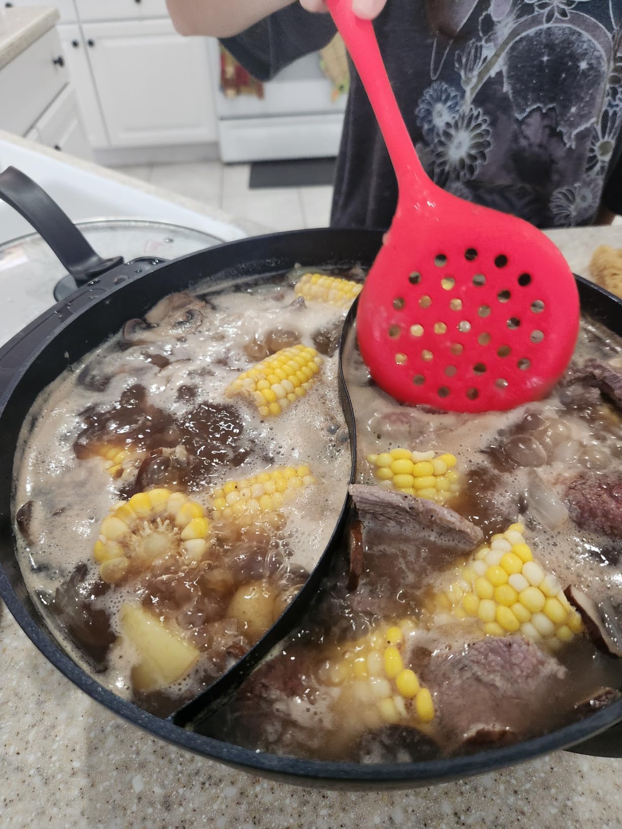 AORAN 6L Electric Hot Pot, Non-Stick Smokeless Cooking Pot with Divider for Hot Pot, Fondue, Shabu Shabu, Multi-Function, Includes Ladle, Tongs, Oil Brush, Food Tongs, Easy to Clean Black customer photo 2