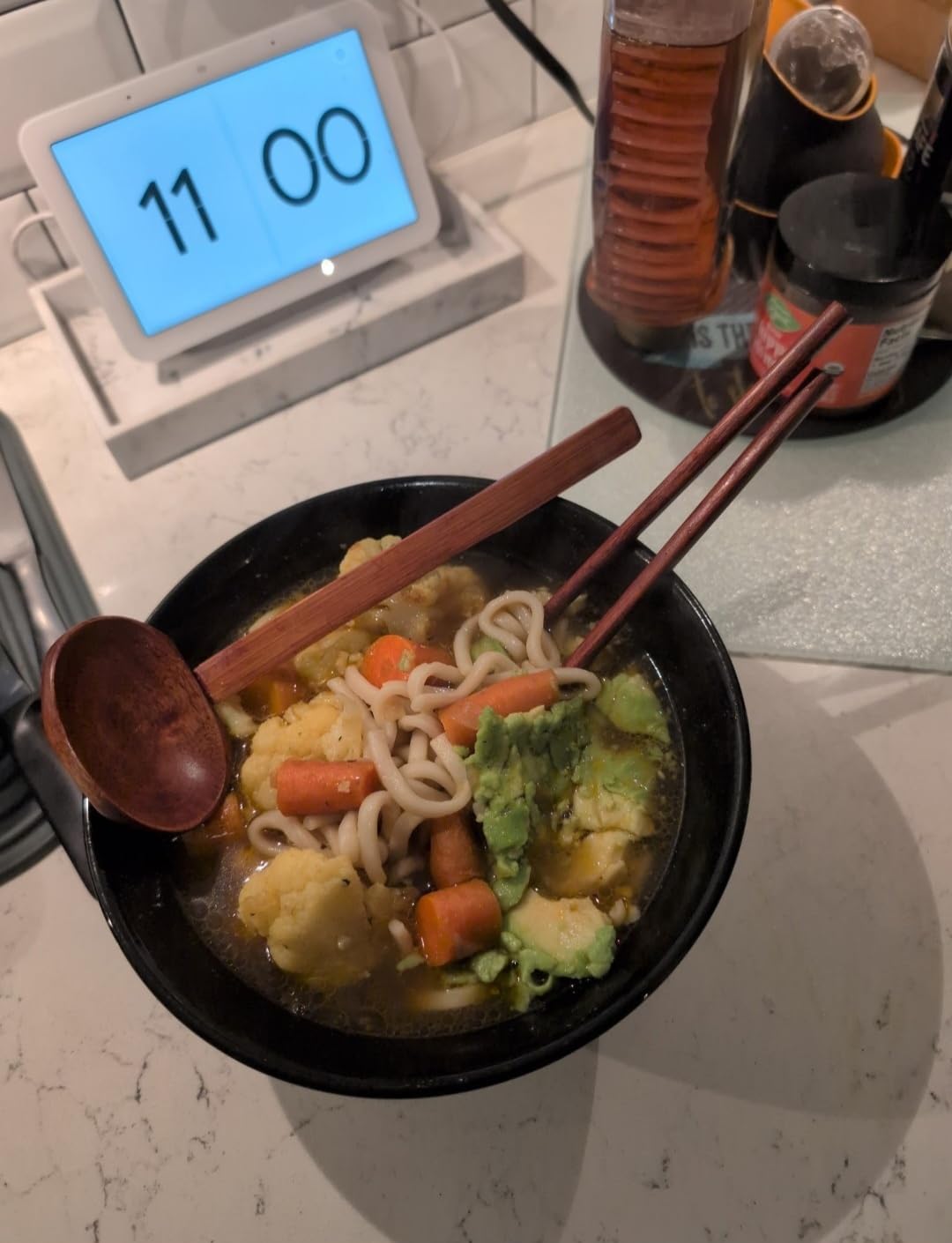 40oz Japanese Ceramic Ramen Bowl Set of 2 with Chopsticks and Spoons for Pho Udon Asian Soup Noodles (Peacock Tail) customer photo 1