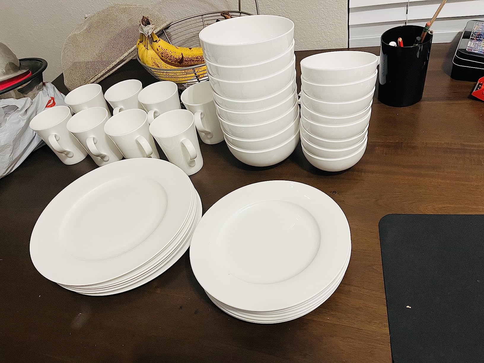 Mikasa Trellis Bone China Lightweight Chip Resistant 40 Piece Dinnerware Set, Service for 8 customer photo 2