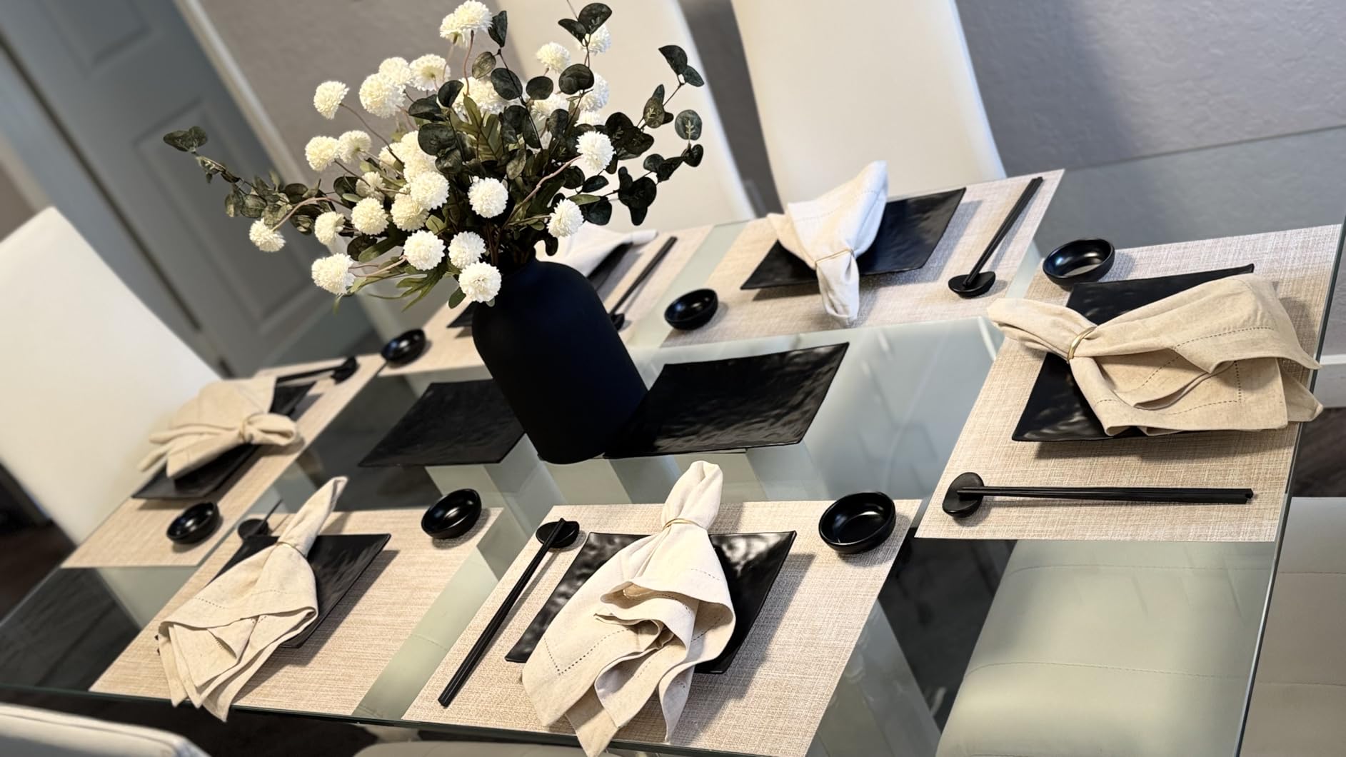 16 Pcs Sushi Plate Set, Melamine Sushi Serving Dishes, Japanese Dinnerware Sets with 4 Sushi Trays, 4 Soy Sauce Bowls 4 Pairs of Chopsticks and Holders, Wedding Housewarming Gift, Black customer photo 1