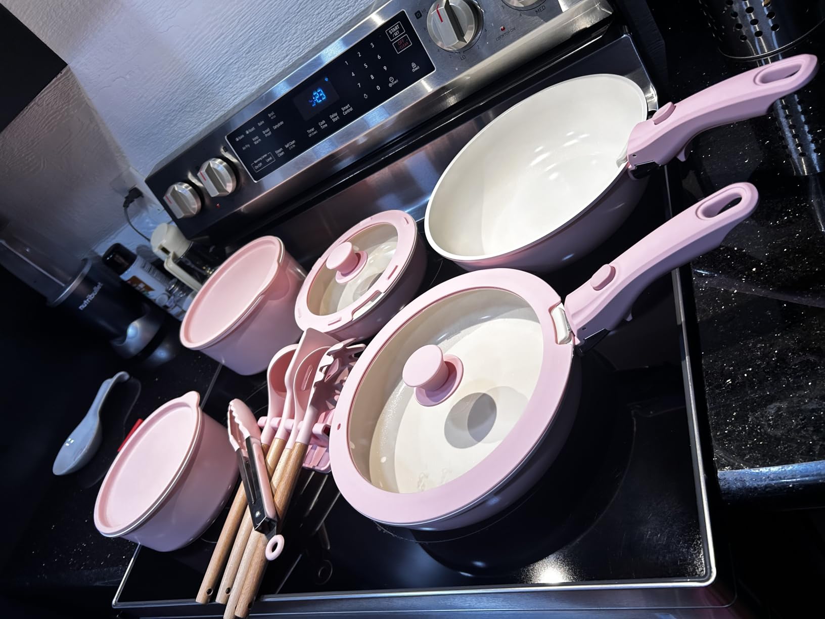 Astercook 21 Pcs Pots and Pans Non Stick Ceramic Cookware Set, Detachable Handles, RV Kitchen Cooking Set, Oven Safe, Induction Ready, Stackable, Pink customer photo 2