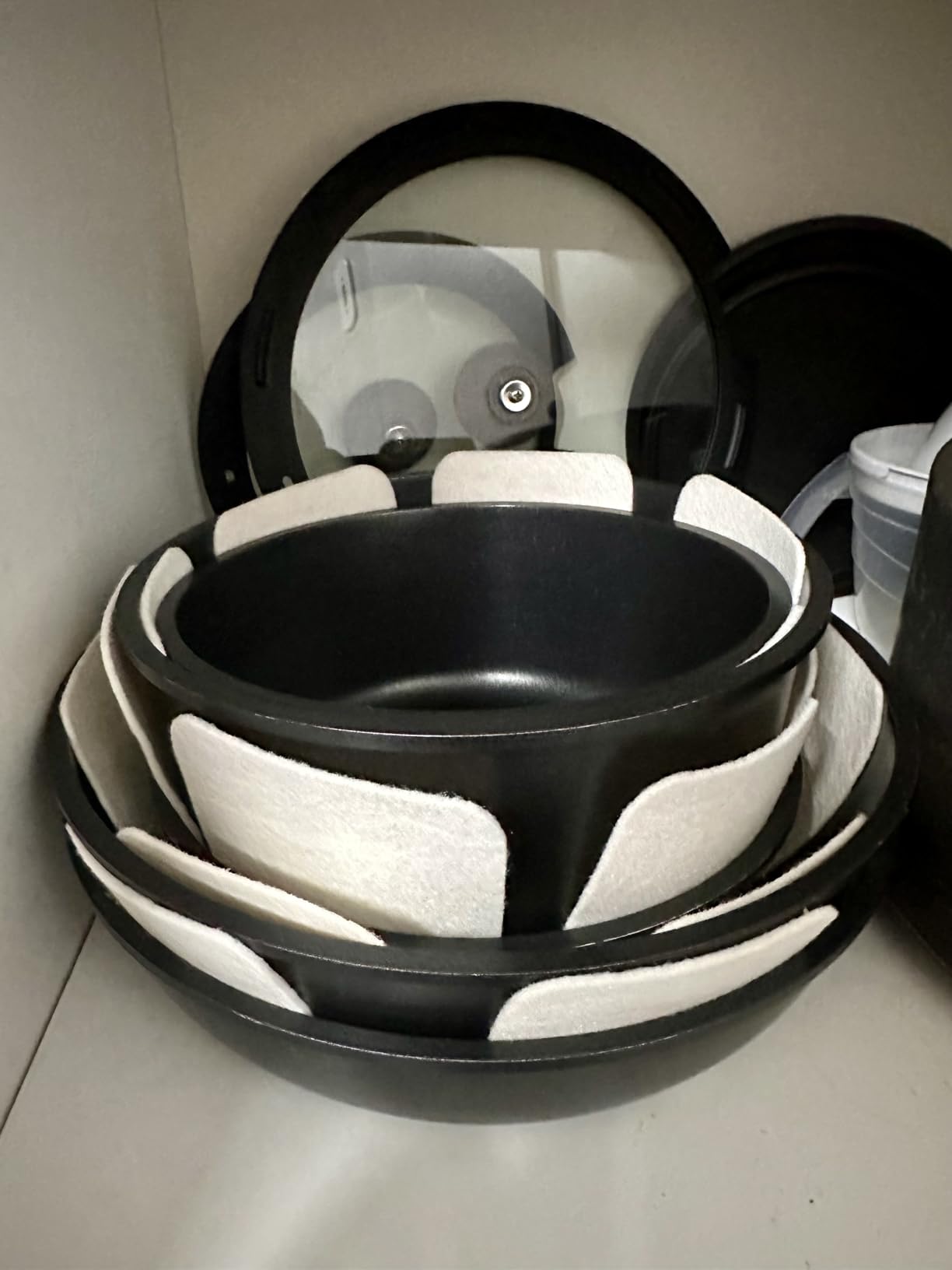 Astercook Non Stick RV Pots and Pans Ceramic Kitchen Cookware Set with Detachable/Removable Handle, Oven Safe, Induction Ready, Stackable, Black, 21 pcs customer photo 1