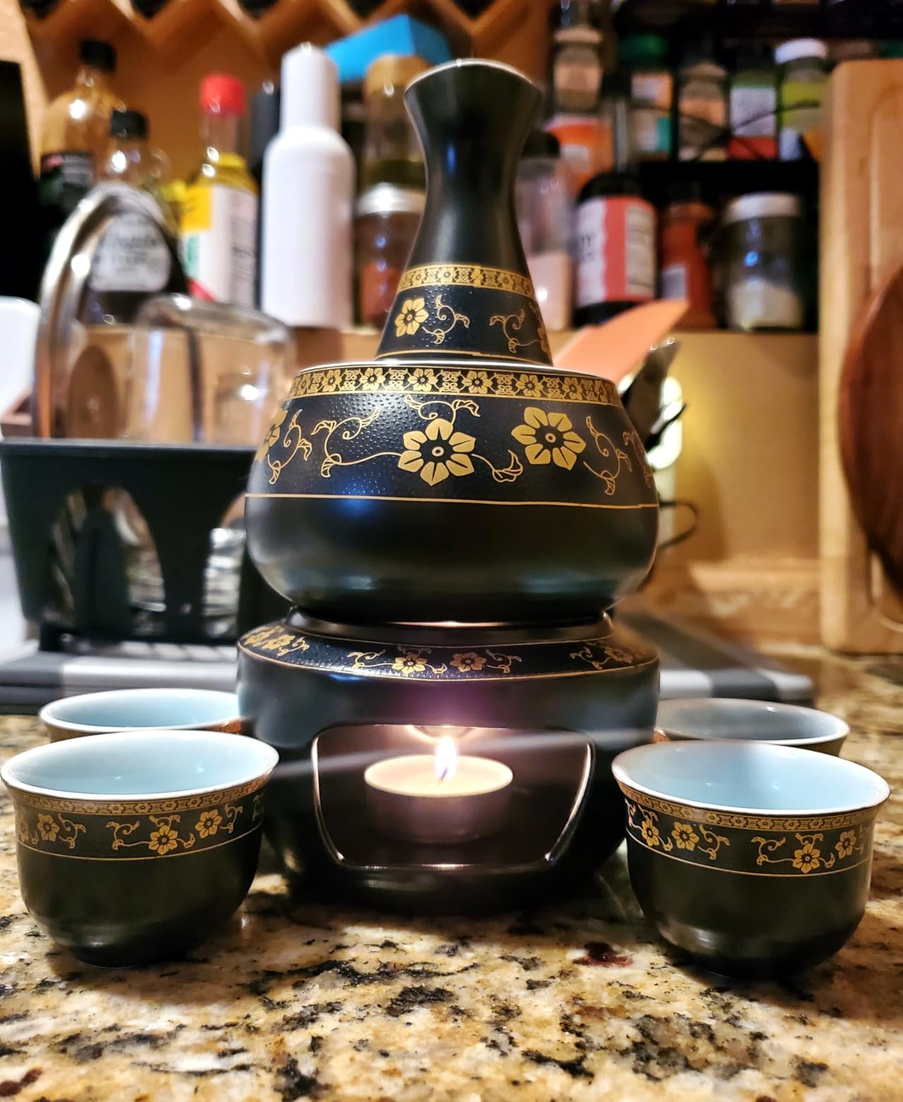 Foraineam Ceramic Sake Set with Warmer Pot, Japanese Style Porcelain Pottery Hot Cold Saki Drink Bottle Stovetop Set, 7 Pieces Set with 1 Candle Stove, 1 Warming Bowl, 1 Sake Bottle, 4 Sake Cups customer photo 2