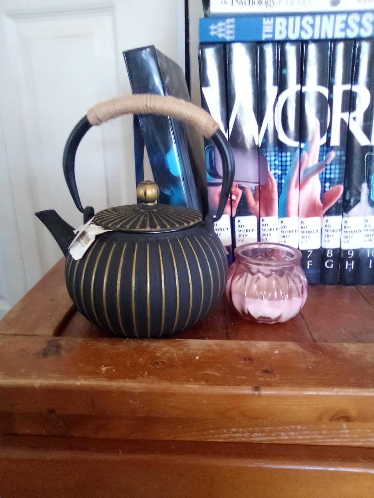 Cast Iron Teapot - Japanese Tetsubin 34oz (1000ml) Enamel Coated Interior with Removable Stainless Steel Infuser, Stovetop Safe Tea Kettle for Tea Ceremony, Black Gold customer photo 2