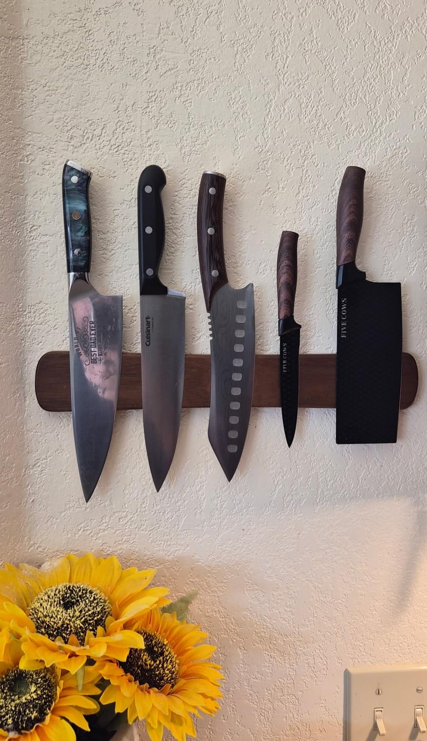 SYOKAMI Japanese Kitchen Knife, 8.2 Inch Chef Knife, Carbon Steel Kiritsuke, Razor Sharp Santoku for Precision Cutting, Damascus Pattern, Full Tang Wood Handle,Thanksgiving Christmas Cooking Gifts customer photo 1