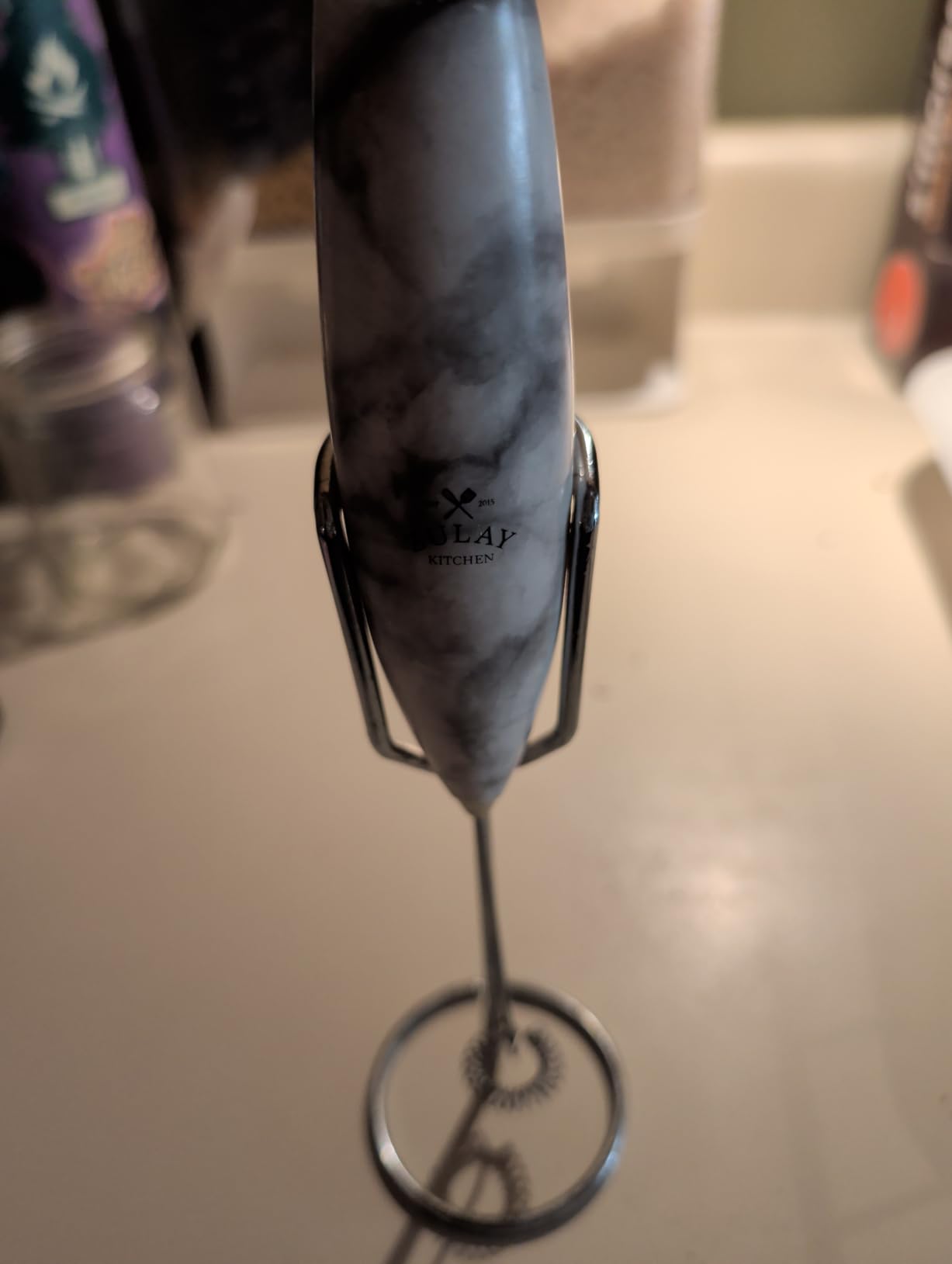 Zulay Kitchen Rechargeable Milk Frother Handheld - Lux 4 Whisks, Powerful 2-Speed Motor, Waterproof, 2000mAh Battery - Drink Mixer for Latte, Cappuccino, Matcha & Protein Powder - Jet Black customer photo 1