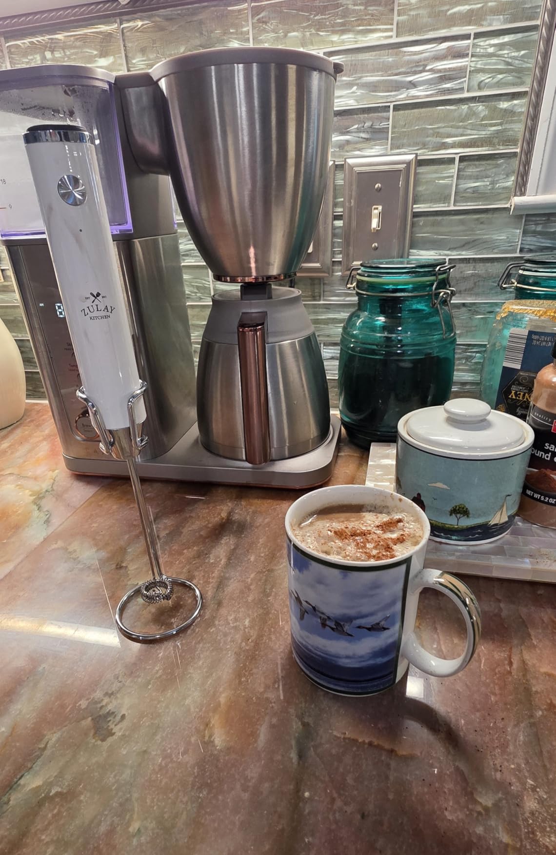 Zulay Kitchen Rechargeable Milk Frother Handheld - Lux 4 Whisks, Powerful 2-Speed Motor, Waterproof, 2000mAh Battery - Drink Mixer for Latte, Cappuccino, Matcha & Protein Powder - Jet Black customer photo 2